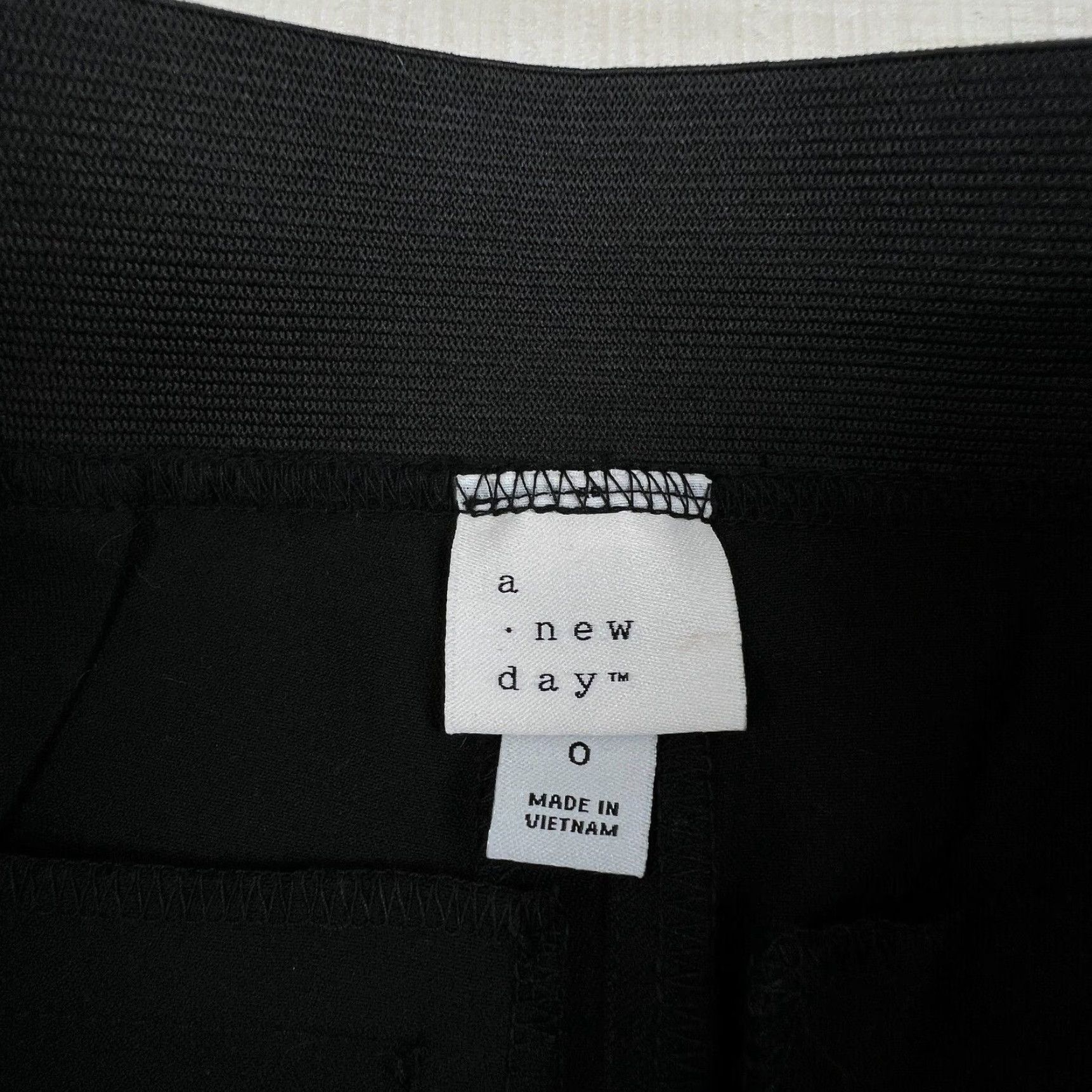 Vintage A New Day Womens Leggings 0 Black Pull On Wide Elastic Waist Stretch New - Cotton, Spandex, Viscose Knit Cropped Mid Rise Casual FYI: N/A Size 25" / US 0 / IT 36 - 3 Thumbnail