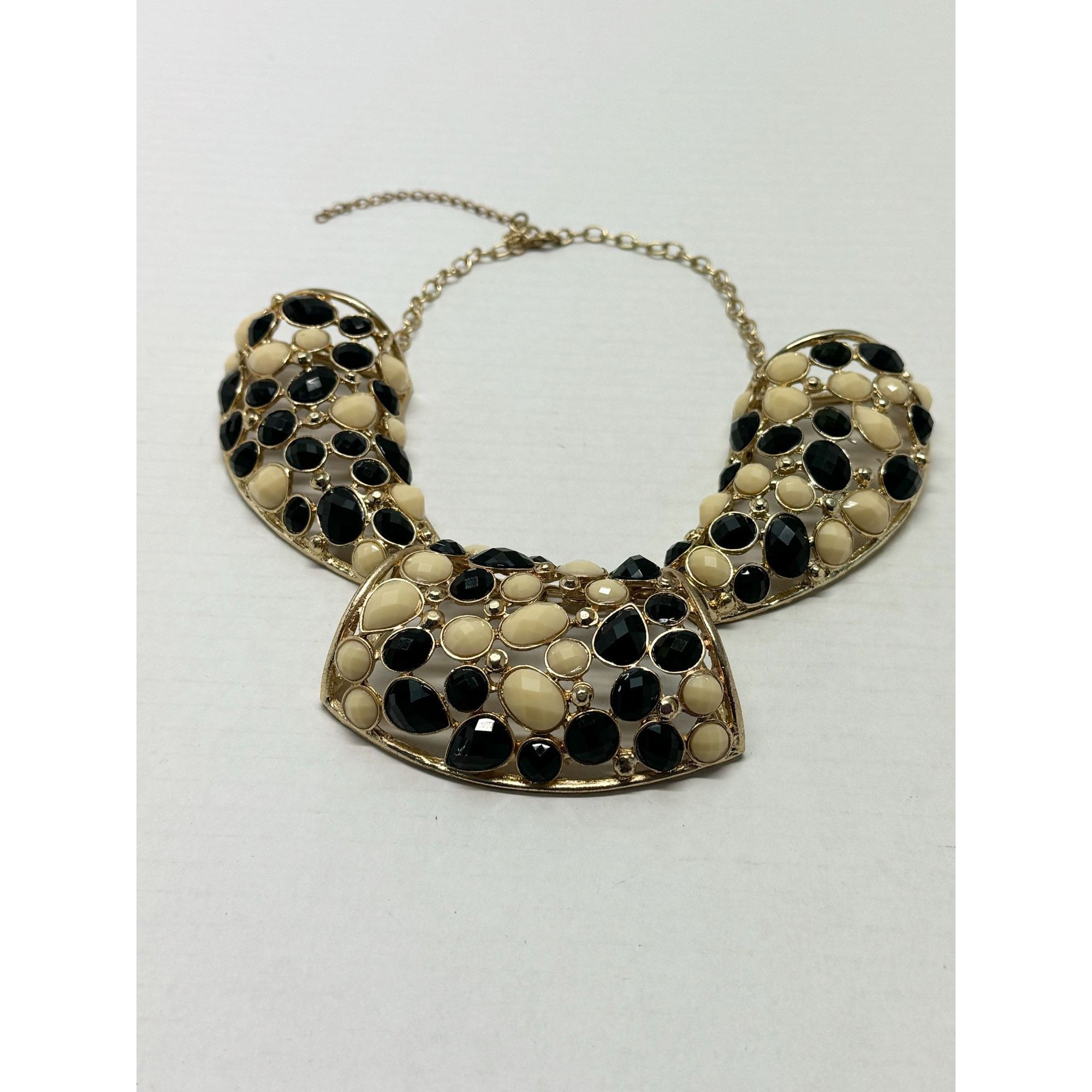 Vintage Vintage large jeweled collar necklace Size ONE SIZE - 2 Thumbnail