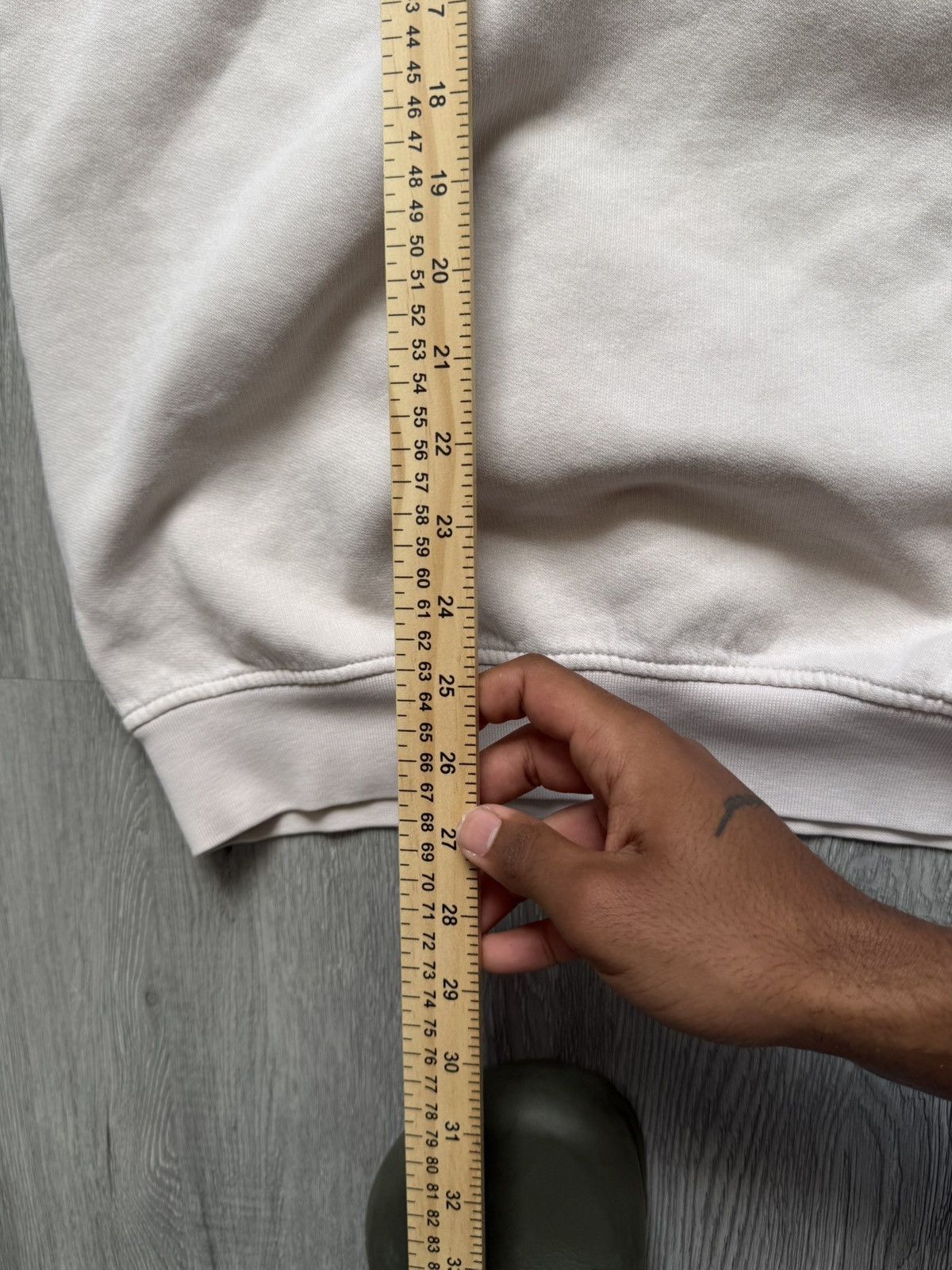 Nike Vintage Y2K Nike Cream Crewneck Sweatshirt - Size XXL Size US XXL / EU 58 / 5 - 7 Thumbnail