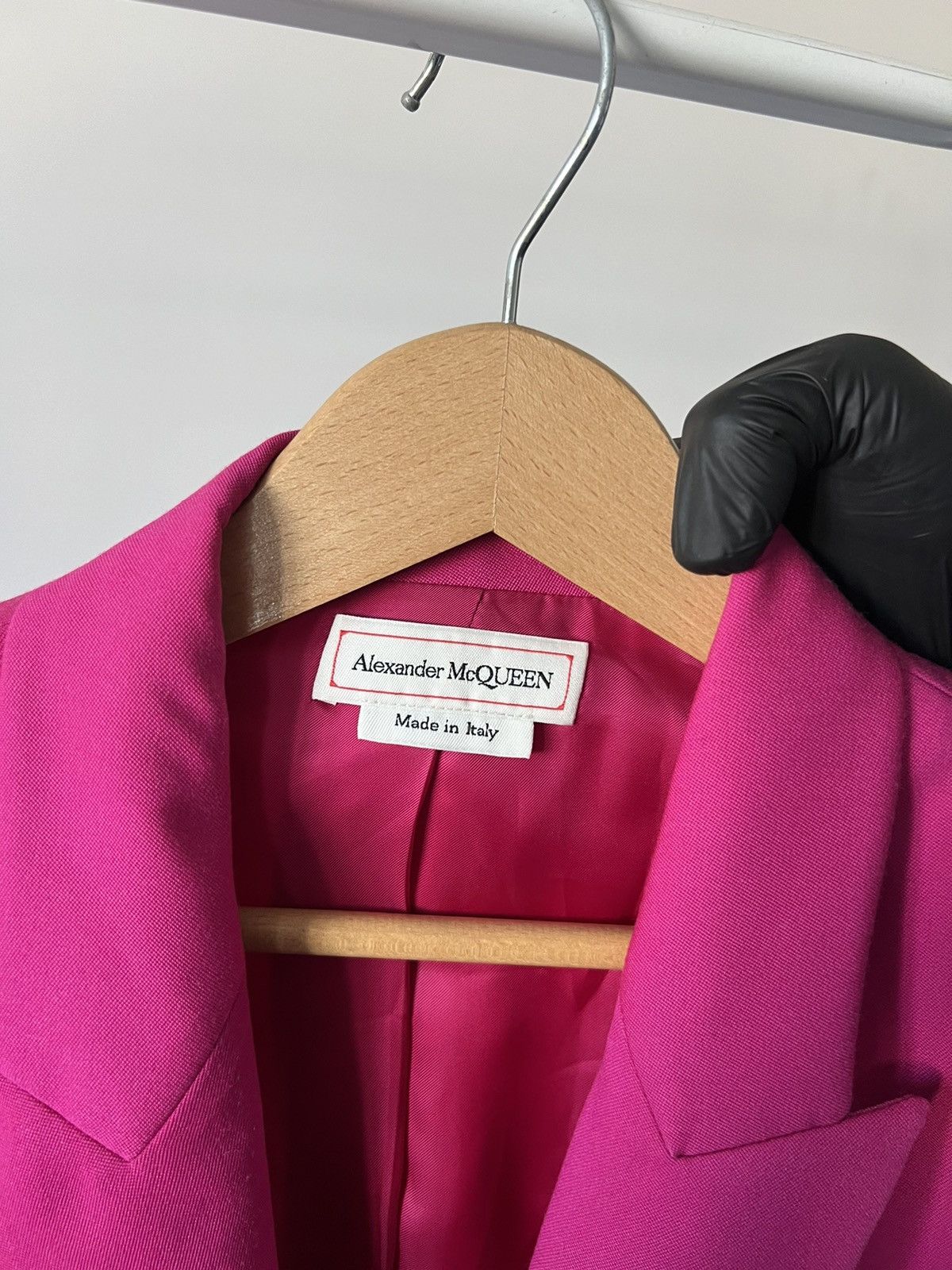 Alexander McQueen ALEXANDER MCQUEEN SHOULDER ONE BUTTON JACKET PINK 3000$ RRP Size M / US 6-8 / IT 42-44 - 10 Thumbnail
