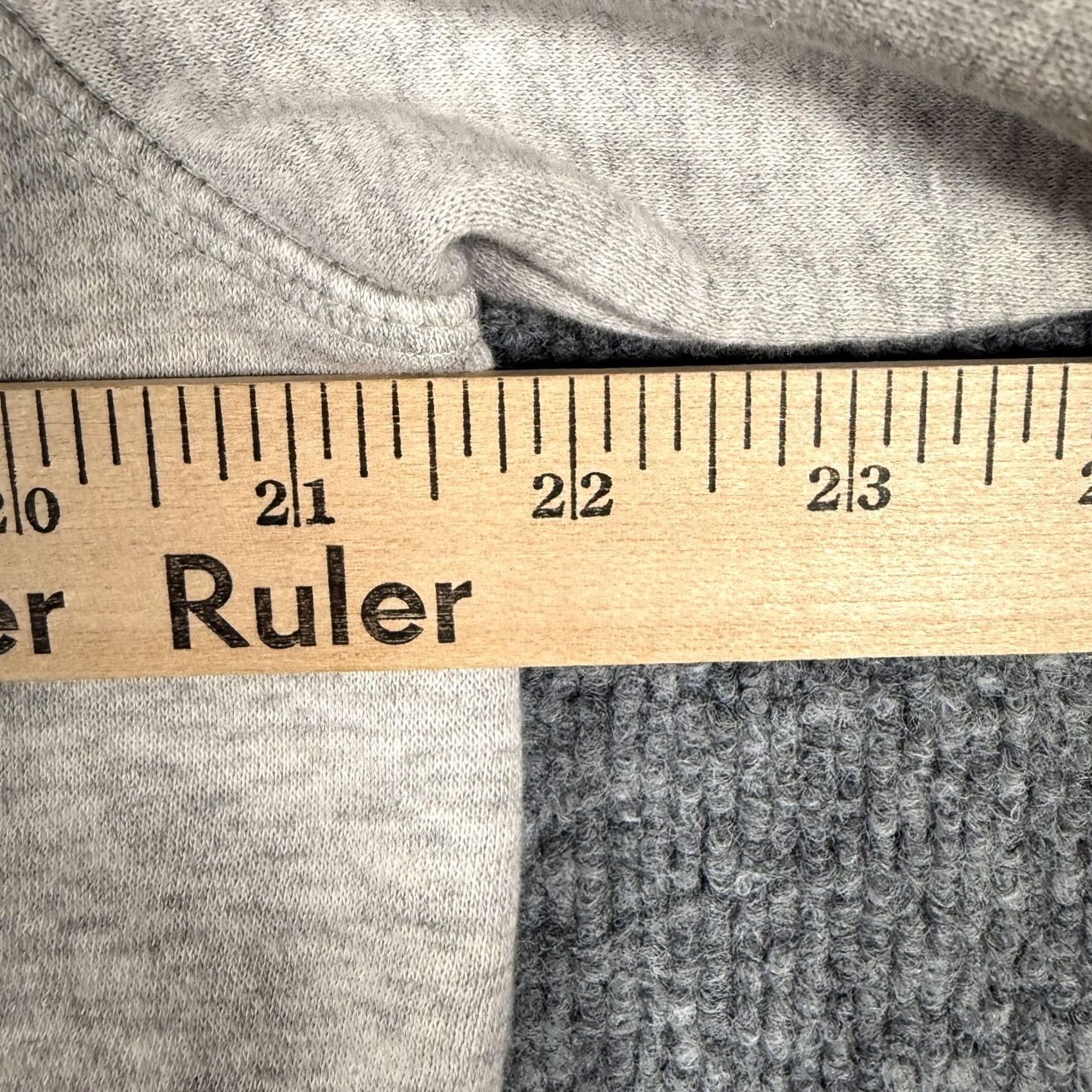 H&M Rolling Stones Hoodie Mens Medium Gray L.O.G.G. Tongue Logo Pullover 2019 Band Rock Mens Size US M / EU 48-50 / 2 - 4 Thumbnail