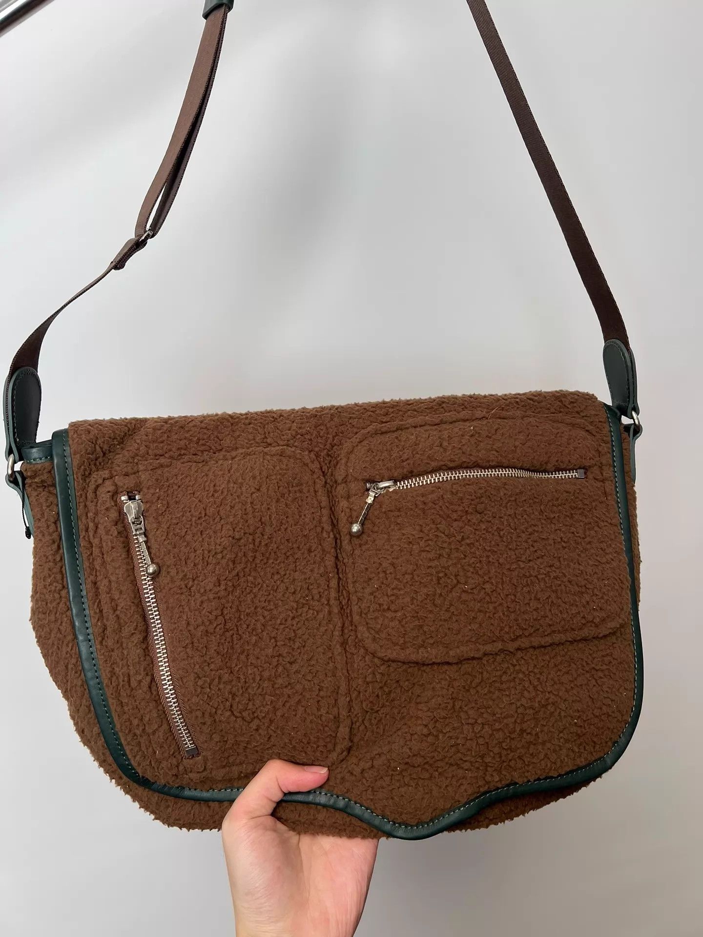 Yohji Yamamoto Yohji Yamamoto Maillard Lamb Wool Zipper Crossbody Bag Size ONE SIZE - 4 Thumbnail