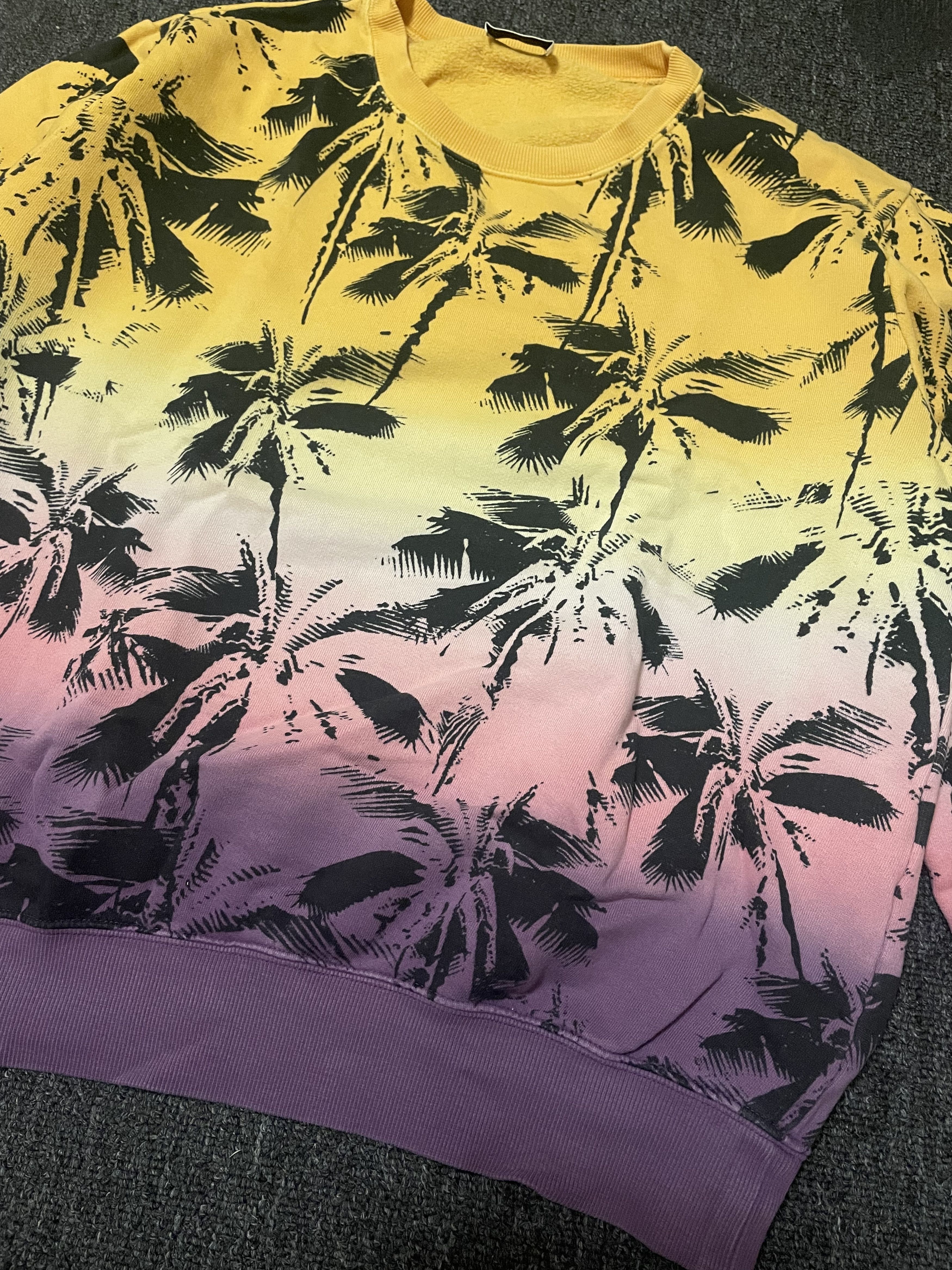 Saint Laurent Paris Yves Saint Laurent YSL Coconut Gradient Sweatshirt Size M Size US M / EU 48-50 / 2 - 5 Thumbnail