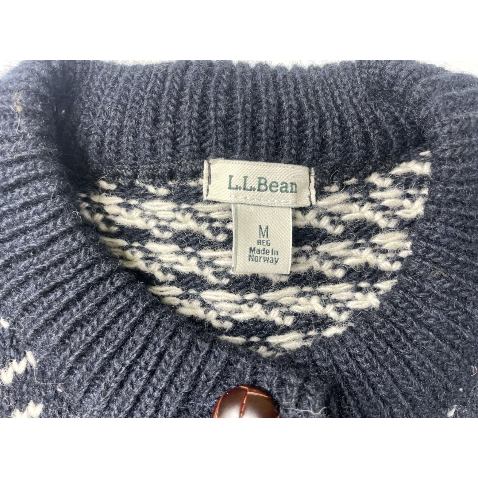 Vintage VINTAGE L.L. Bean Cardigan Sweater Woman Wool Birdseye Knit M Blue Women M Cardigan Classic Wool Women M Blue L.L. Bean Men? Size M / US 6-8 / IT 42-44 - 2 Thumbnail