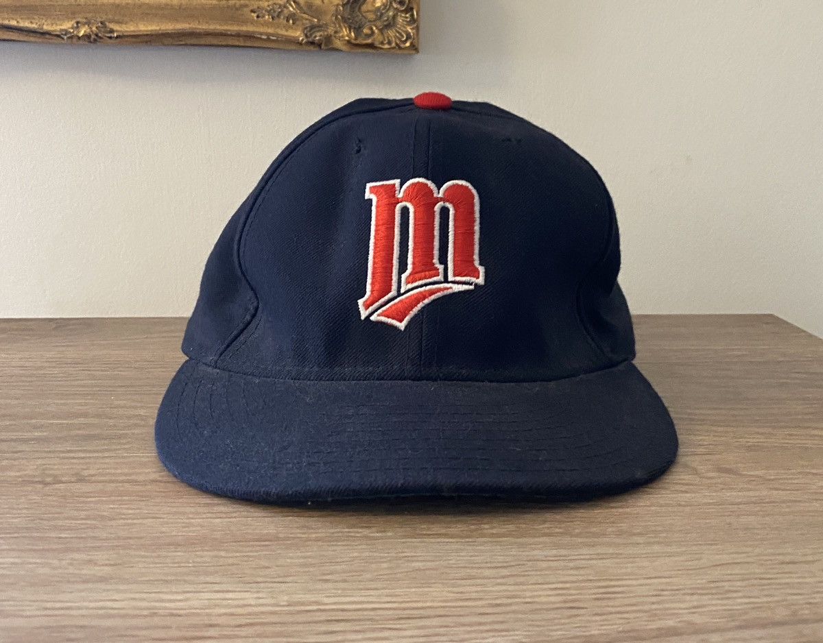 New Era Vintage 90’s Minnesota Twins New Era Wool Fitted Hat 7 3/8 Size ONE SIZE - 1 Thumbnail