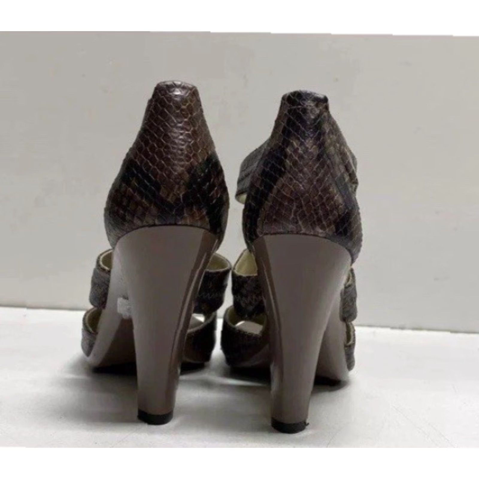 Michael Kors **Michael Kors Women Brown Snake Leather Pumps Size 6** User: Michael Kors Women Brown Snake Embossed Leather Pumps Size 6 Size US 6 / IT 36 - 5 Thumbnail