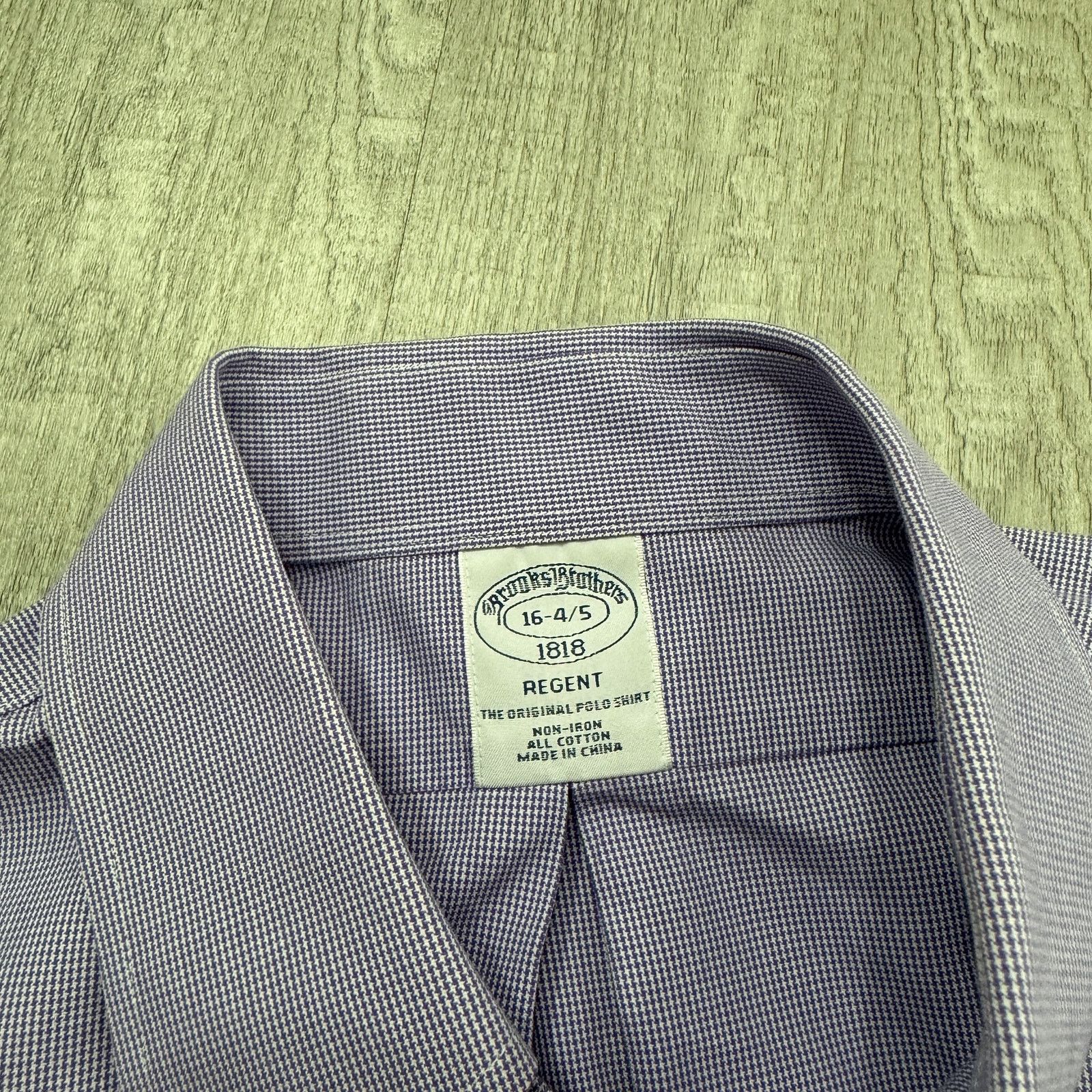 Brooks Brothers Brooks Brothers Shirt Men's 16-4/5 Purple White Gingham Size US L / EU 52-54 / 3 - 4 Thumbnail