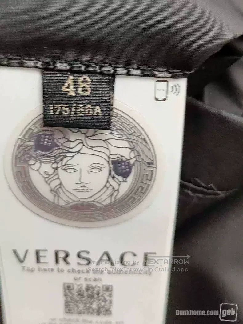Versace Versace Bright leather thick hooded down jacket Size US M / EU 48-50 / 2 - 6 Thumbnail
