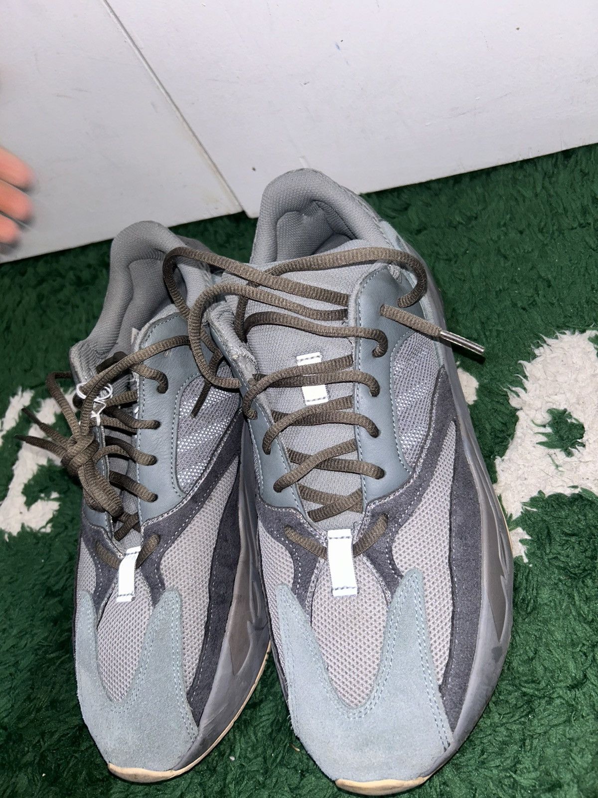 Adidas Size 12.5 - adidas Yeezy Boost 700 Teal Blue Size US 12.5 / EU 45-46 - 4 Thumbnail