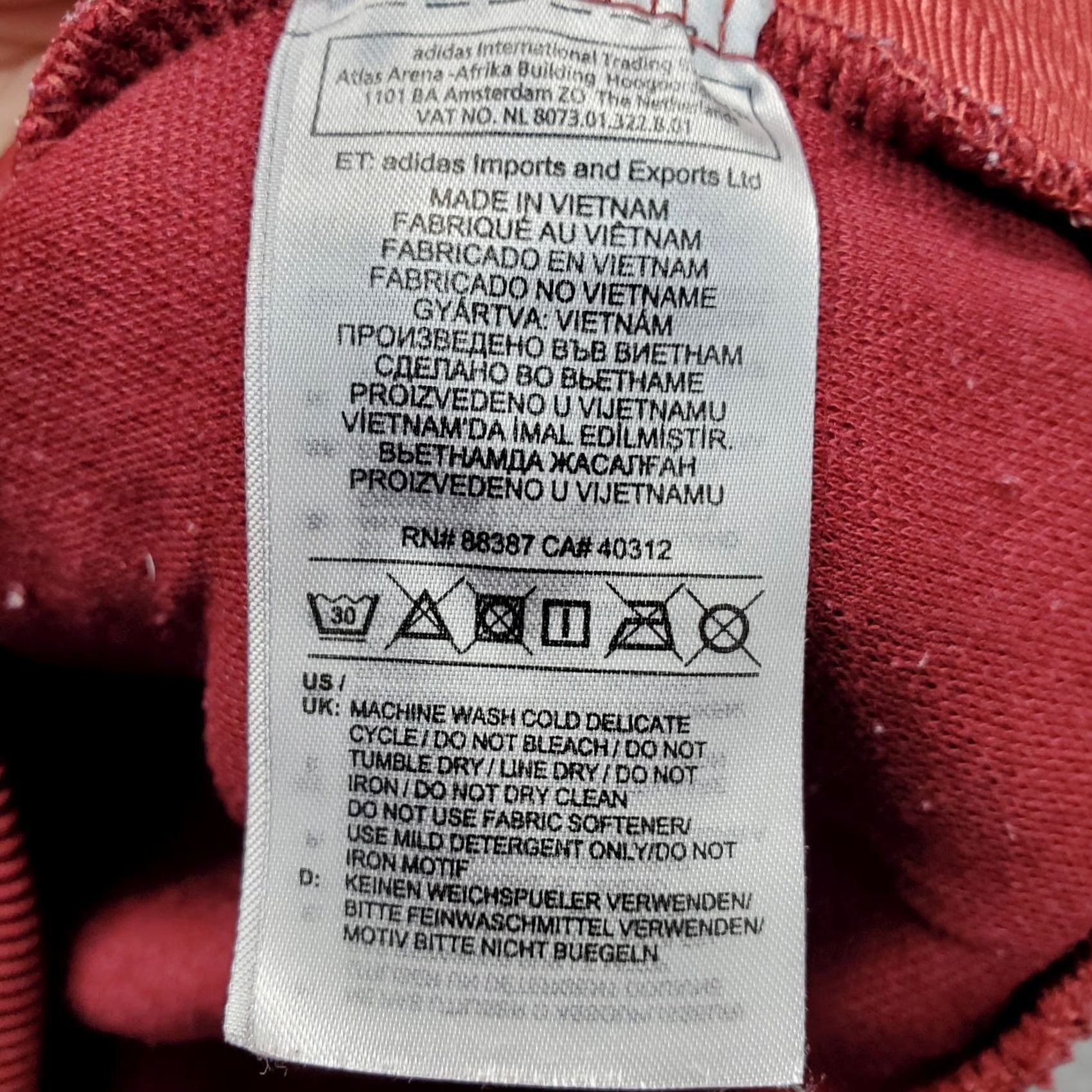 Adidas Adidas Hoodie Mens M Dark Red Embossed 3 Stripes Long Sleeve Pullover Shirt Womens? Size US M / EU 48-50 / 2 - 7 Thumbnail