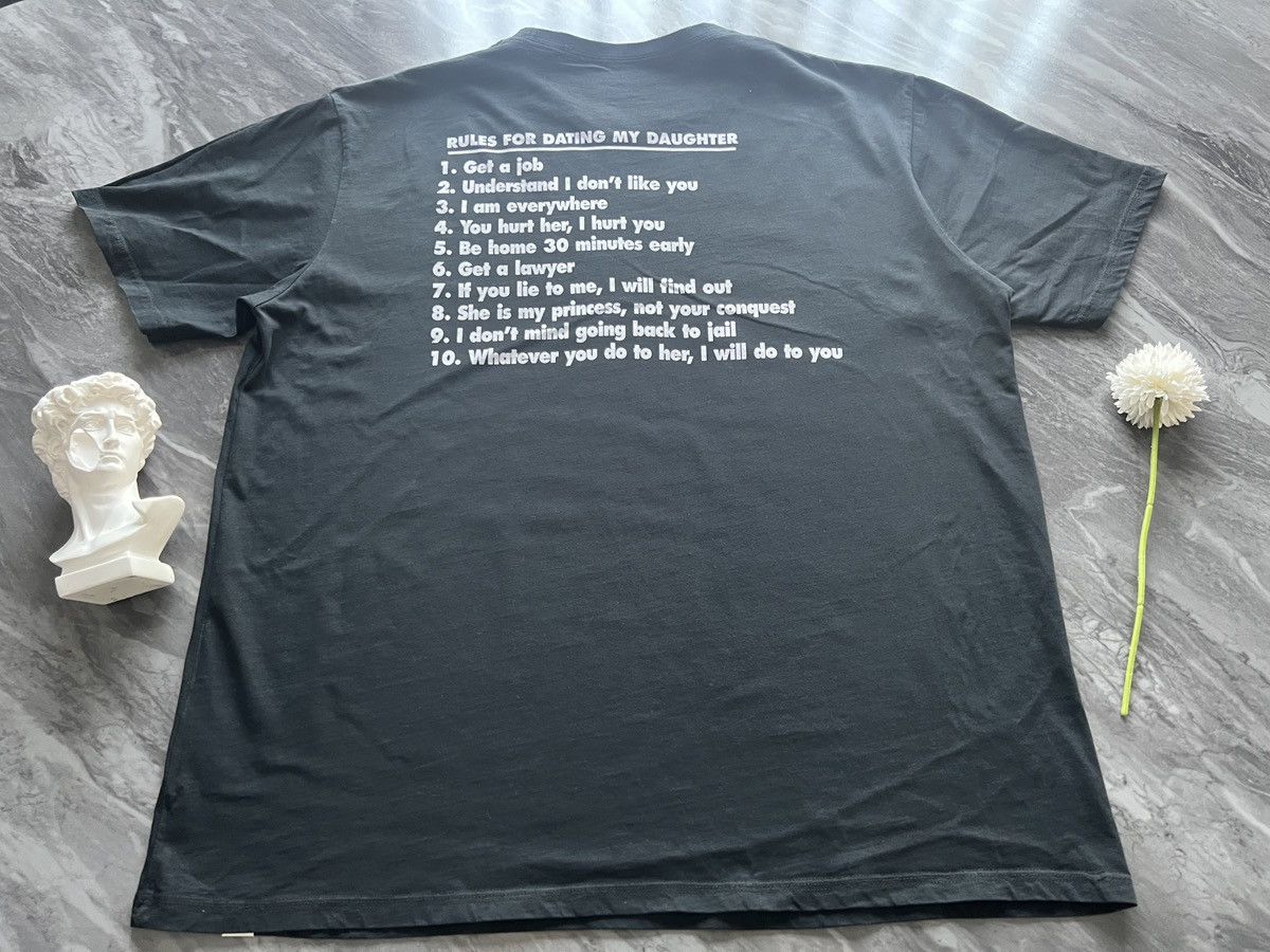 Other × Vintage Guns Dont Kill People : Dad With Pretty Daughters Kill Ppl Size US XXL / EU 58 / 5 - 10 Thumbnail