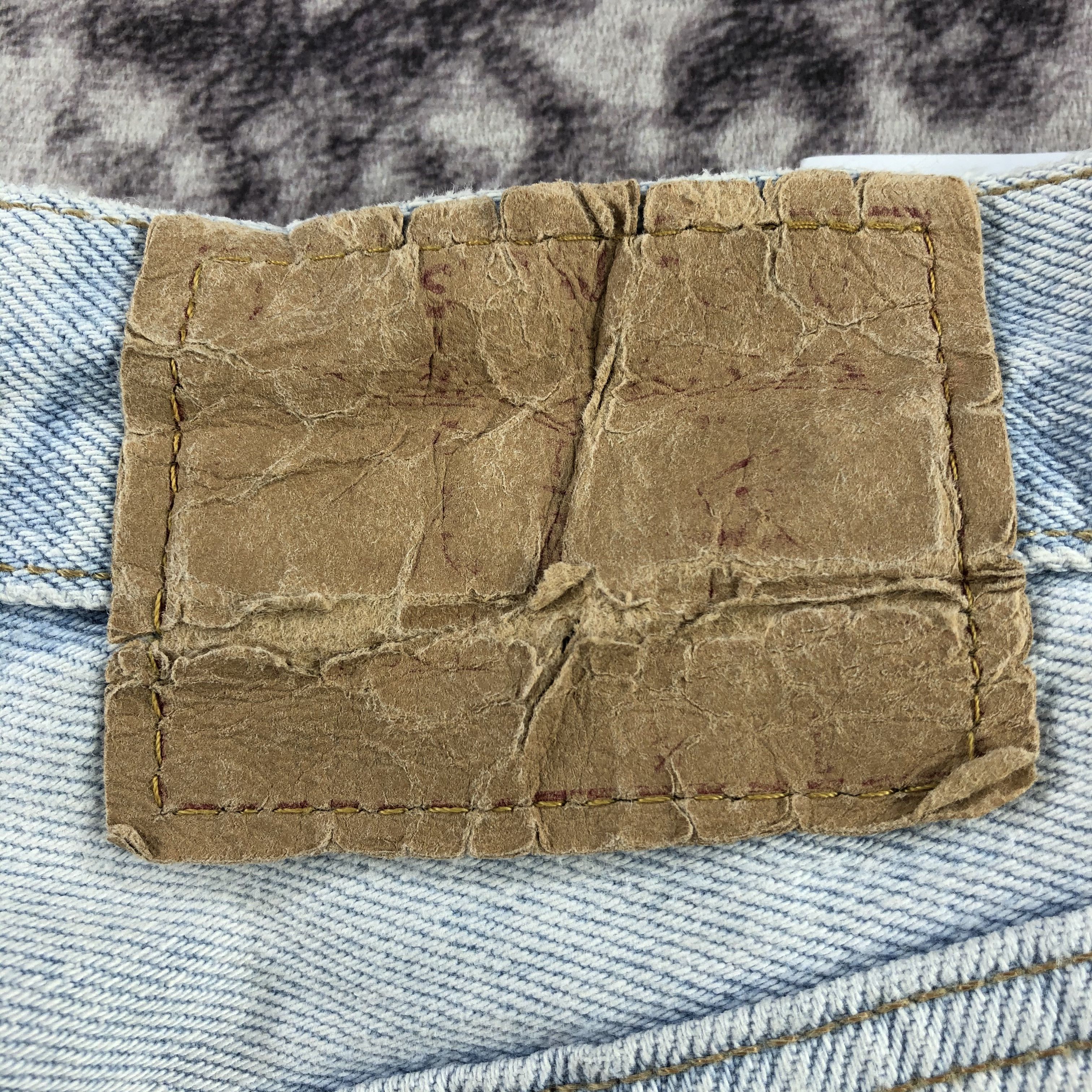 Levi's × Vintage 90s Vintage Light Wash Levis Jeans-JM2830 Size US 32 / EU 48 - 7 Thumbnail