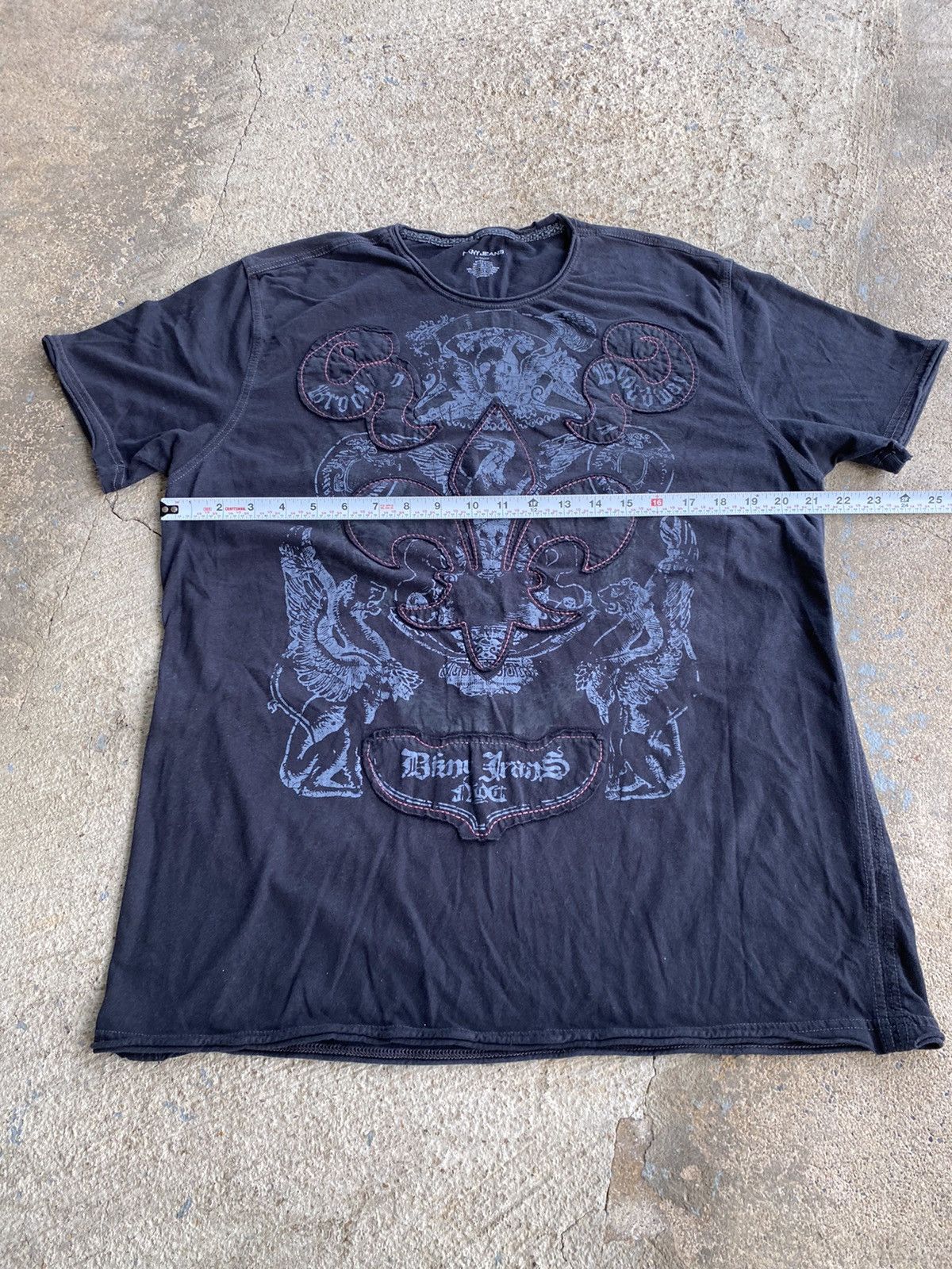 Affliction × DKNY × Vintage Vintage Y2K DKNY Affliction MMA Tribal Style Shirt Size US XL / EU 56 / 4 - 9 Thumbnail