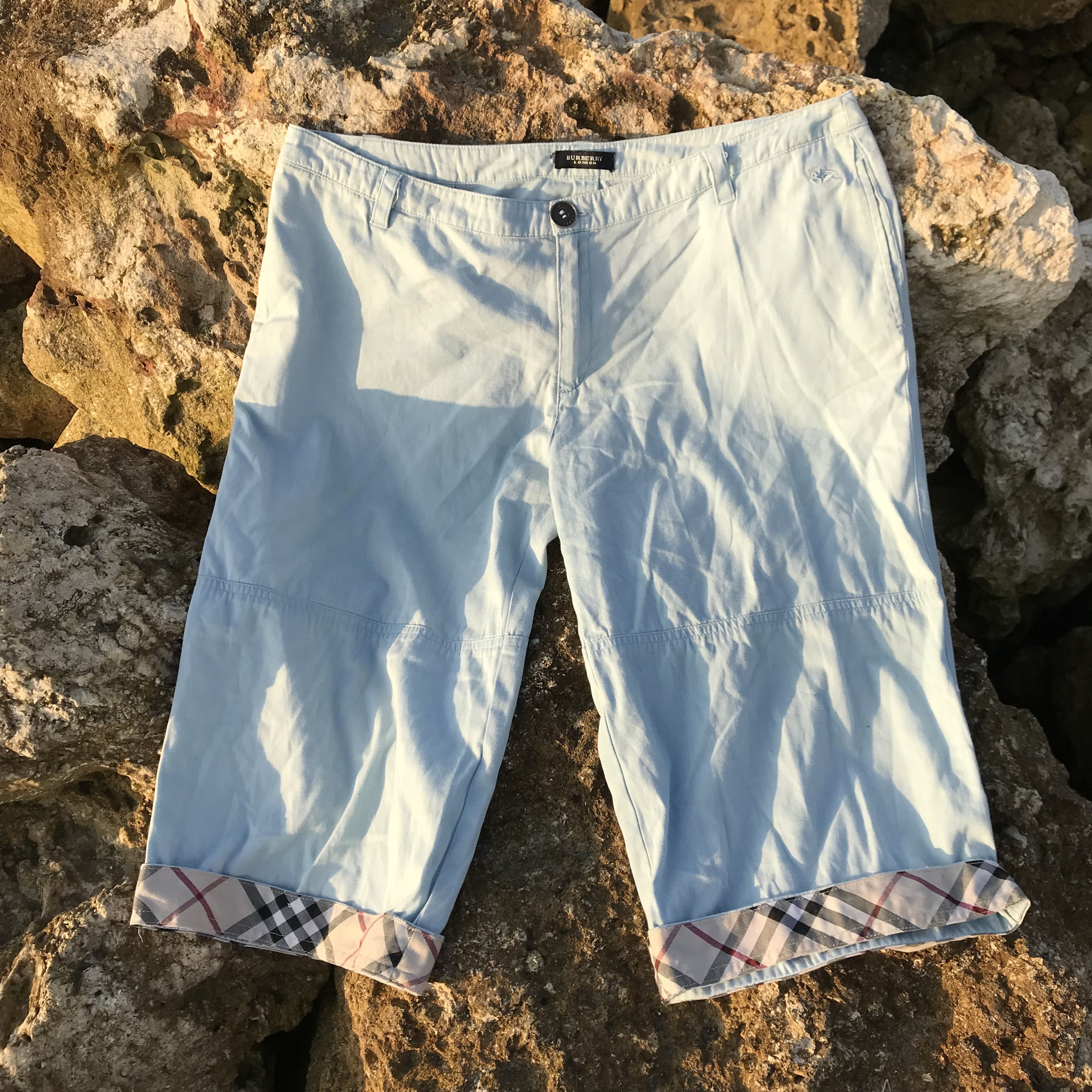 Vintage Burberry baby blue short novacheck pants Trouser pan