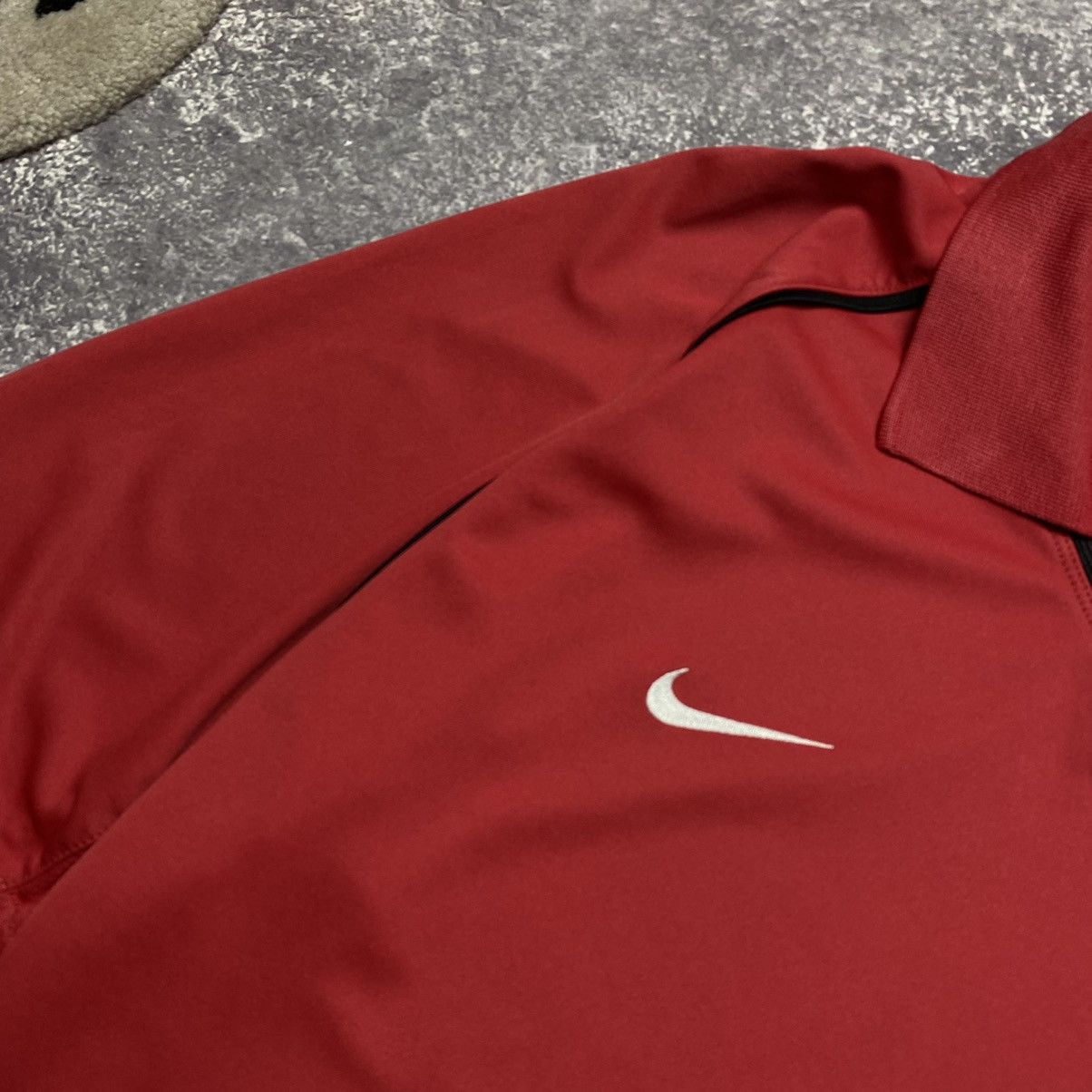 Nike × Vintage Vintage Nike Manchester United 2000’s Red Soccer jersey Size US L / EU 52-54 / 3 - 4 Thumbnail