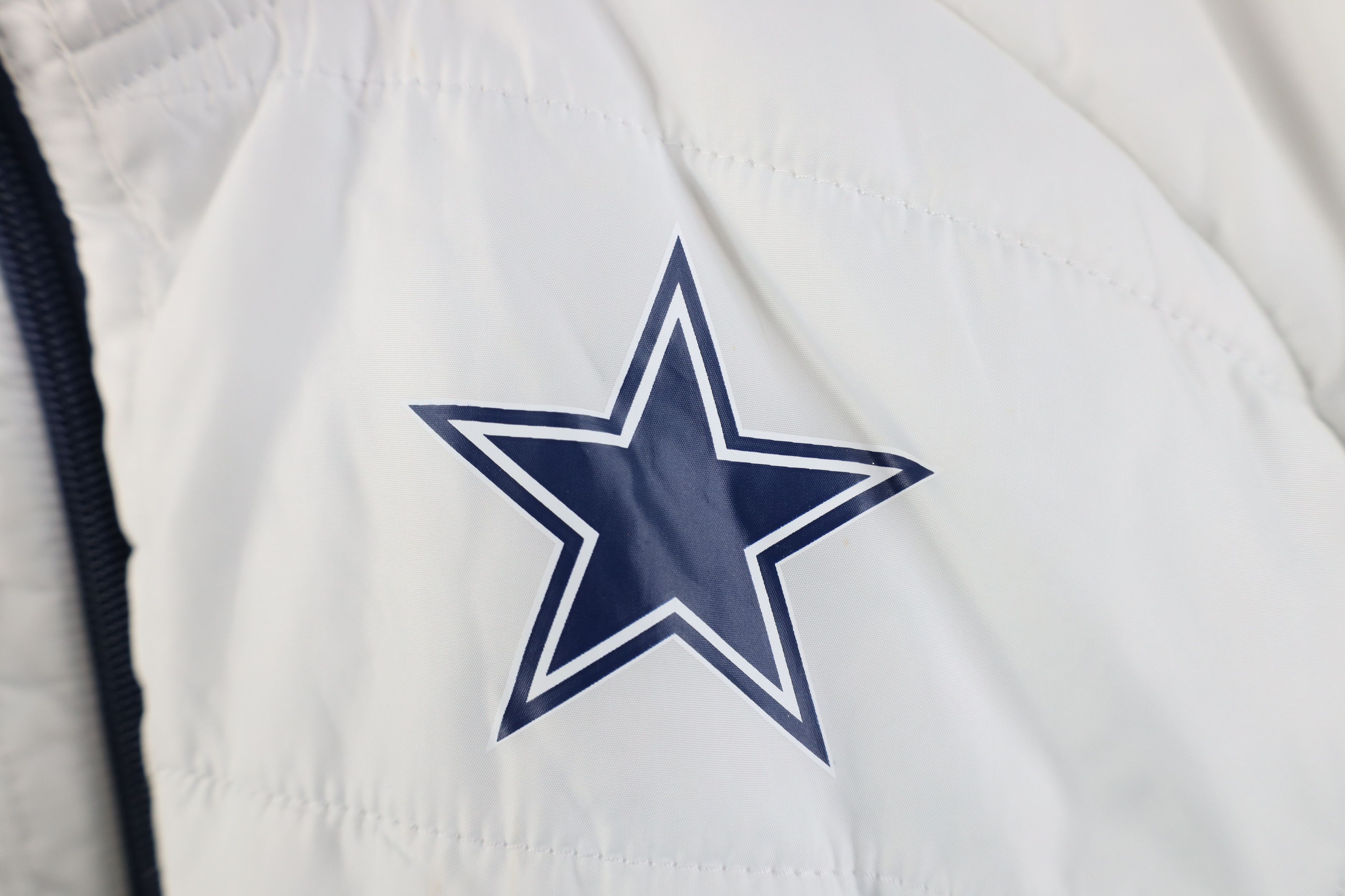Vintage Vintage Y2K NFL Dallas Cowboys Football Hooded Puffer Jacket Size XXL / US 16-18 / IT 52-54 - 4 Thumbnail