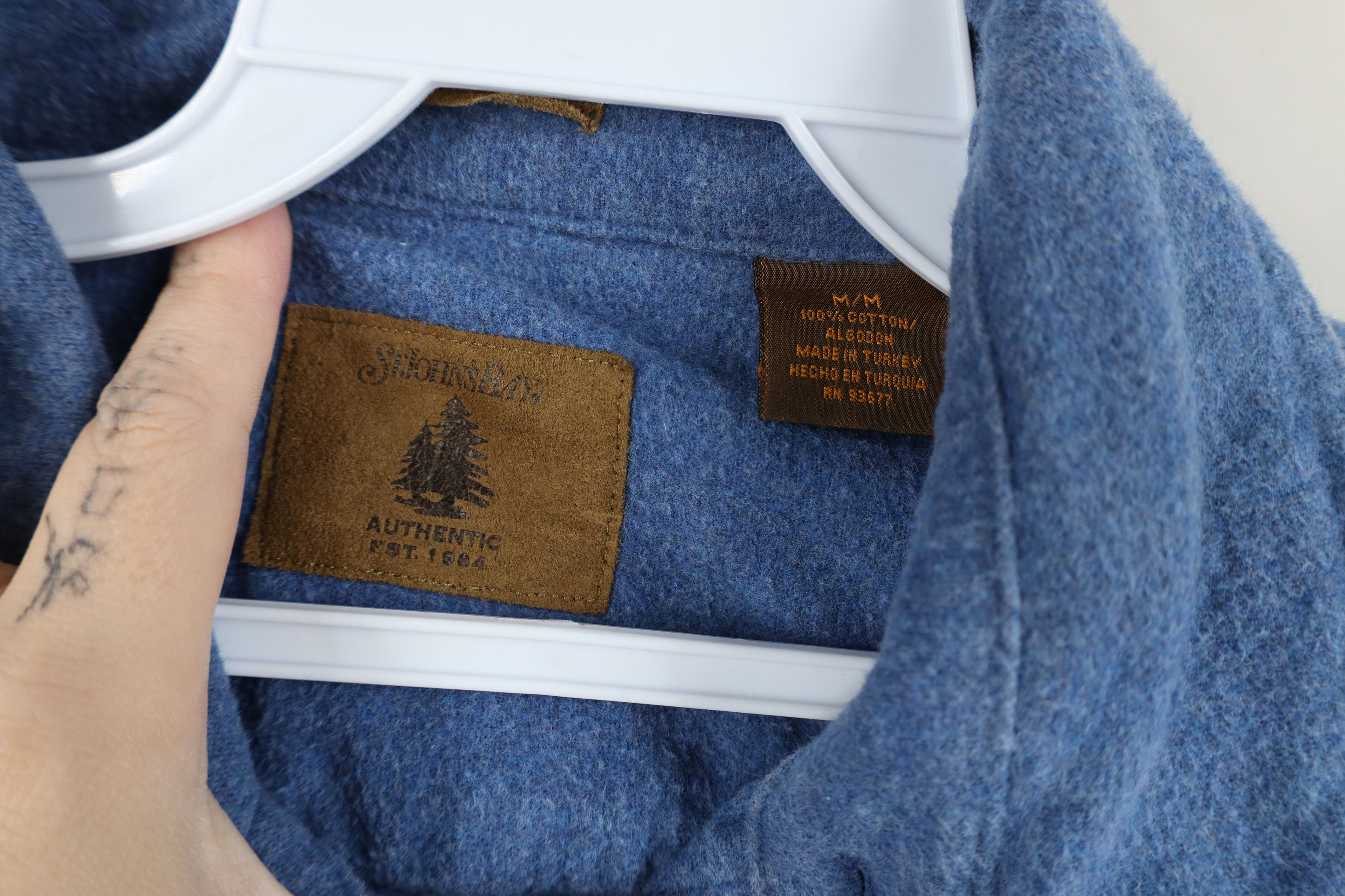 Vintage Vintage 90s Streetwear Cloth Collared Button Shirt Blue Size US M / EU 48-50 / 2 - 8 Thumbnail
