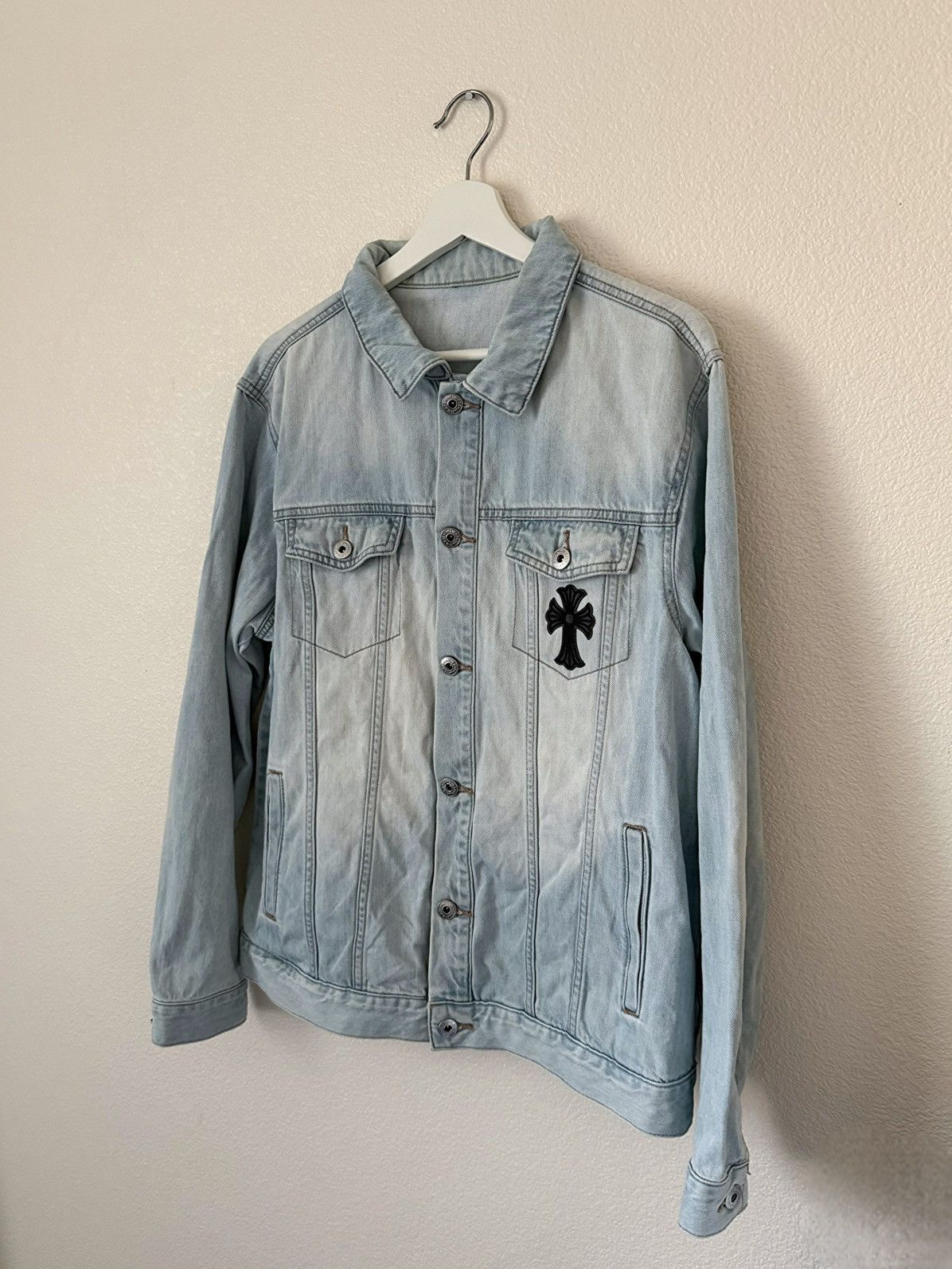 Other Light Wash Blue Jean Cross Denim Jacket Size US M / EU 48-50 / 2 - 4 Thumbnail