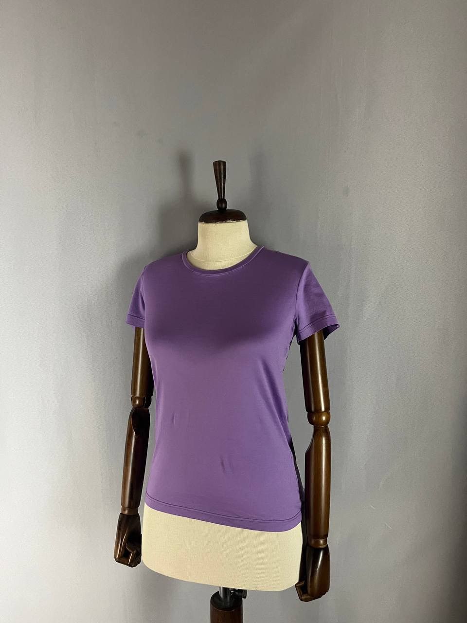 Moncler Moncler Tee T Shirt Purple Size XS / US 0-2 / IT 36-38 - 1 Thumbnail