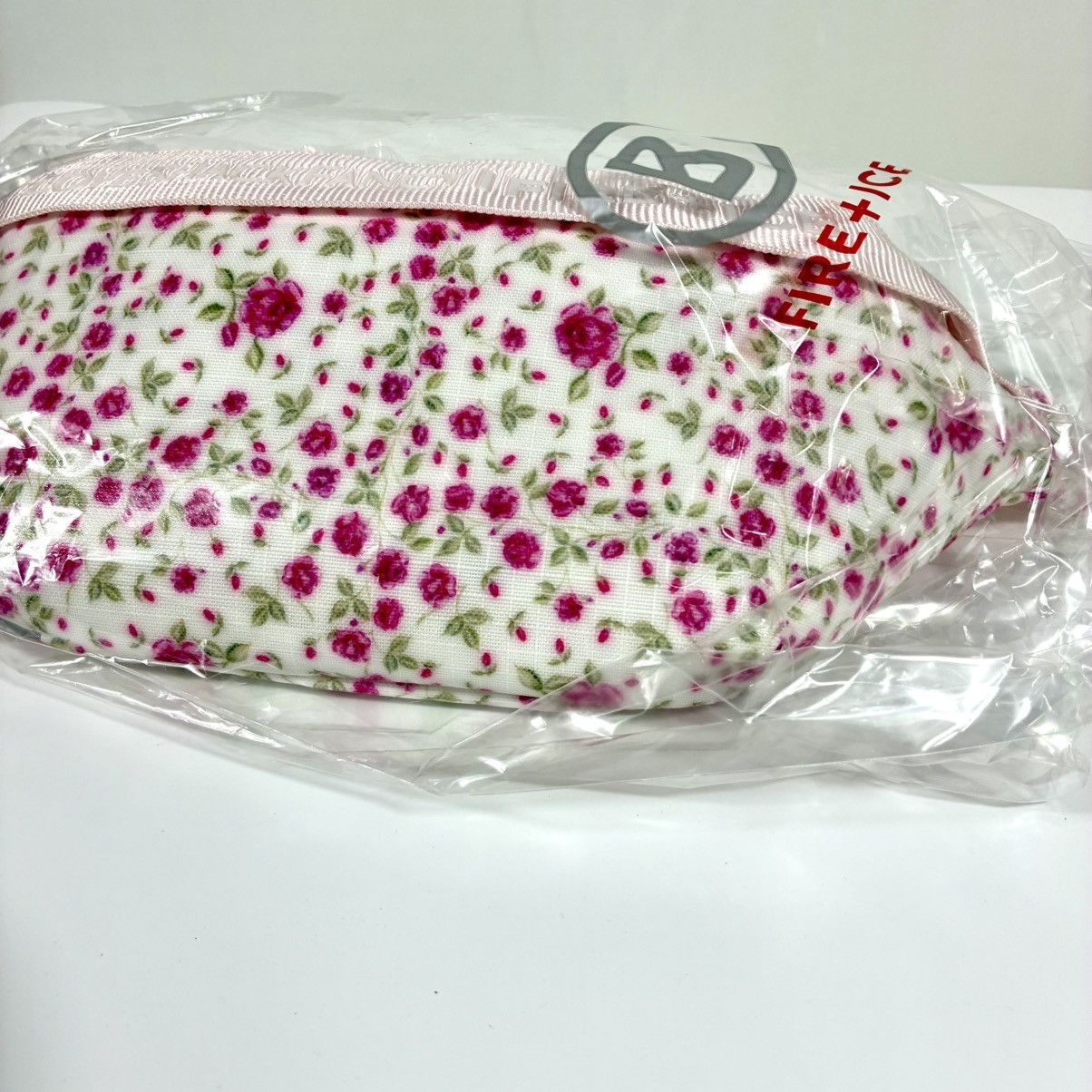 LoveShackFancy LoveShackFancy x Bogner Fire + Ice Belt Bag Pink Diamond NWT Size ONE SIZE - 17 Thumbnail