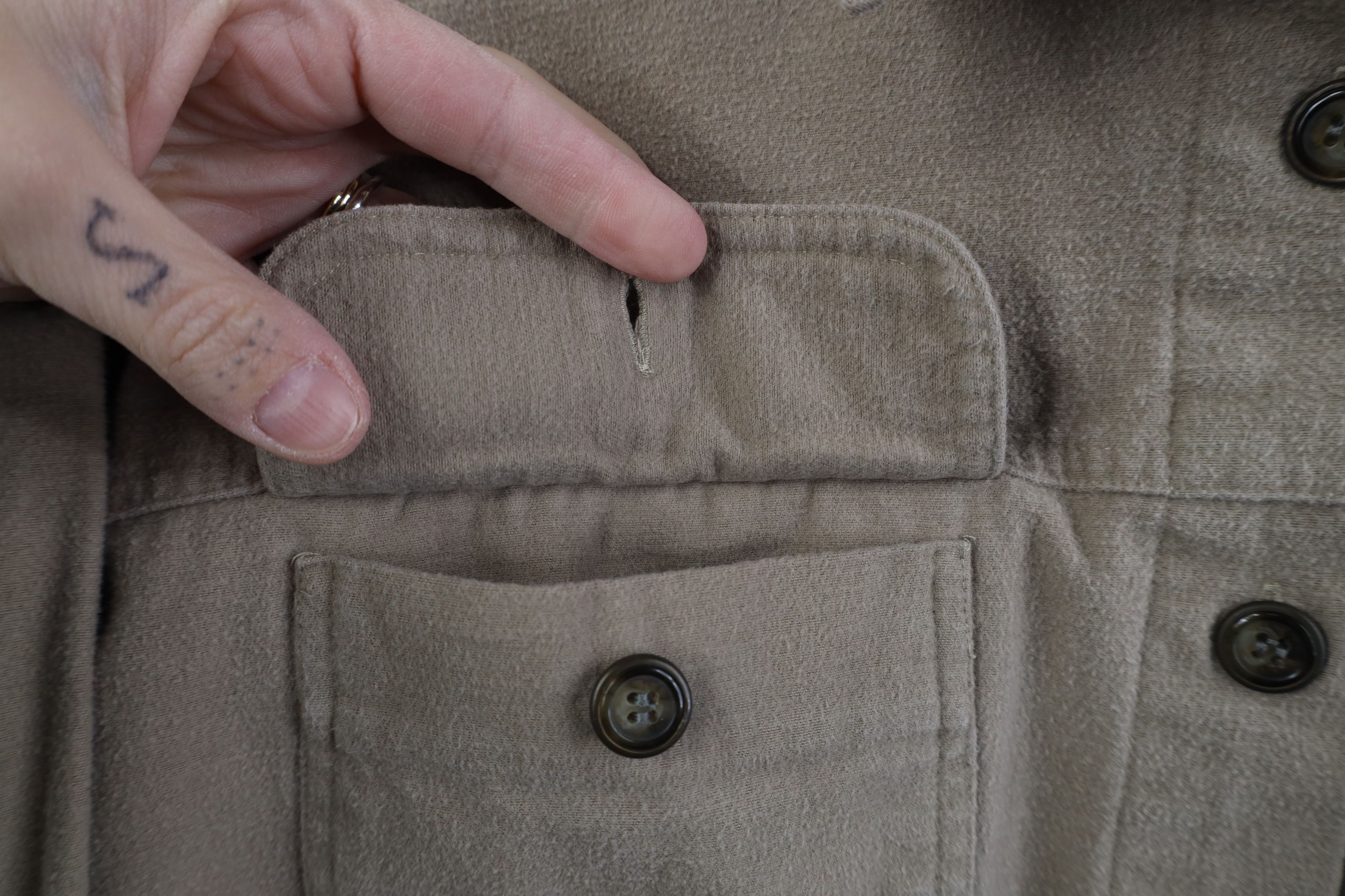 Vintage Vintage 90s Streetwear Chamois Cloth Button Shirt Size L / US 10 / IT 46 - 6 Thumbnail
