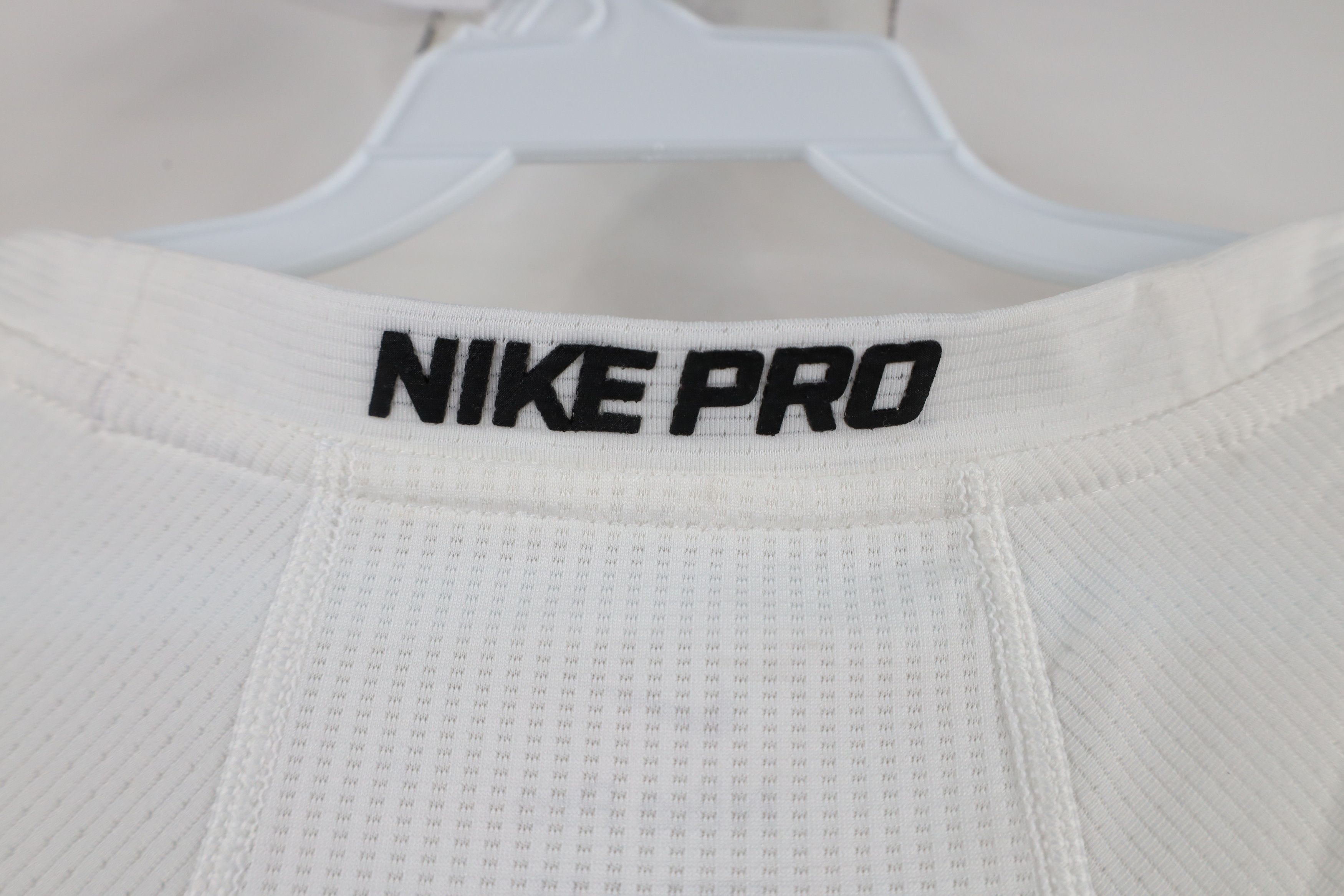 Nike × Vintage Nike Pro Issued Compression Training Tank Top T-Shirt White Size US XL / EU 56 / 4 - 11 Thumbnail
