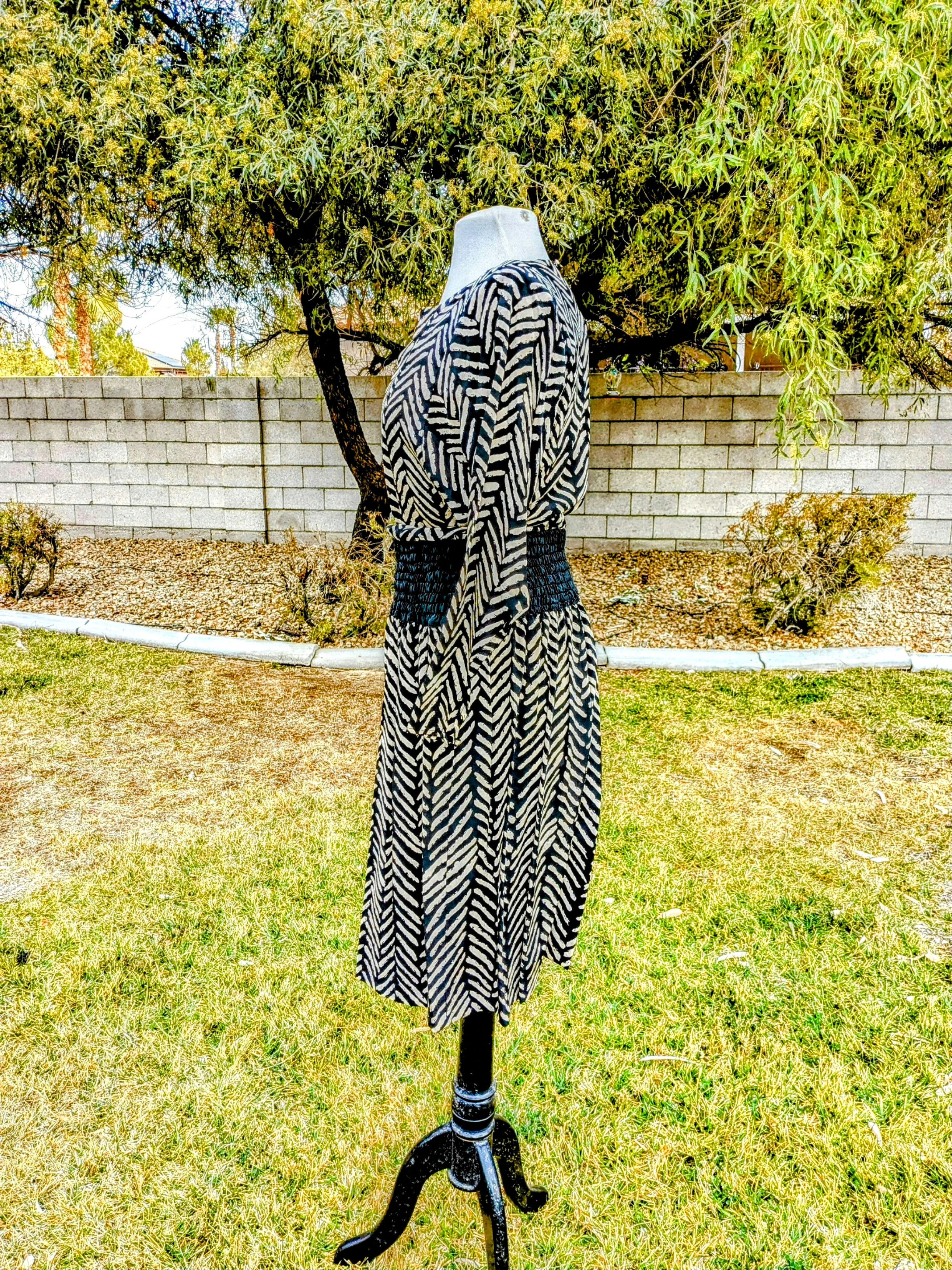 Vintage Maggy London by Jeannene Booher White Stripe Silk Midi Dress Size S / US 4 / IT 40 - 3 Thumbnail