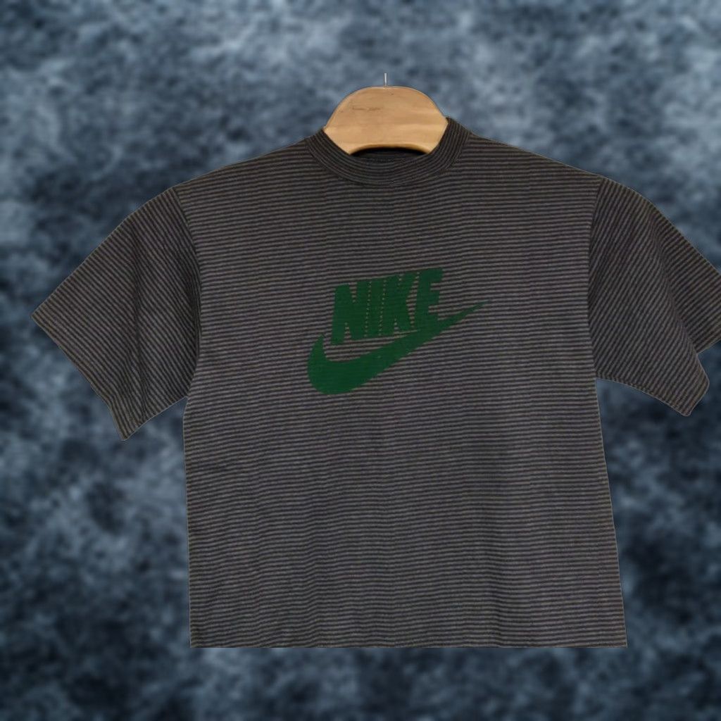 Nike VINTAGE Nike T-Shirt Men L Gray Green Striped 1990s Graphic Tee Cotton Short Sleeve Sportswear/Beach Mens Size US L / EU 52-54 / 3 - 1 Thumbnail