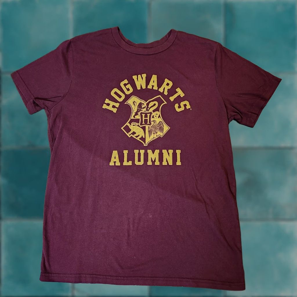 Vintage Harry Potter Shirt Mens Medium Hogwarts Alumni Seven Times Six Burgandy 100% Cotton Crewneck Short Sleeve T-Shirt Fall M Size US M / EU 48-50 / 2 - 1 Thumbnail