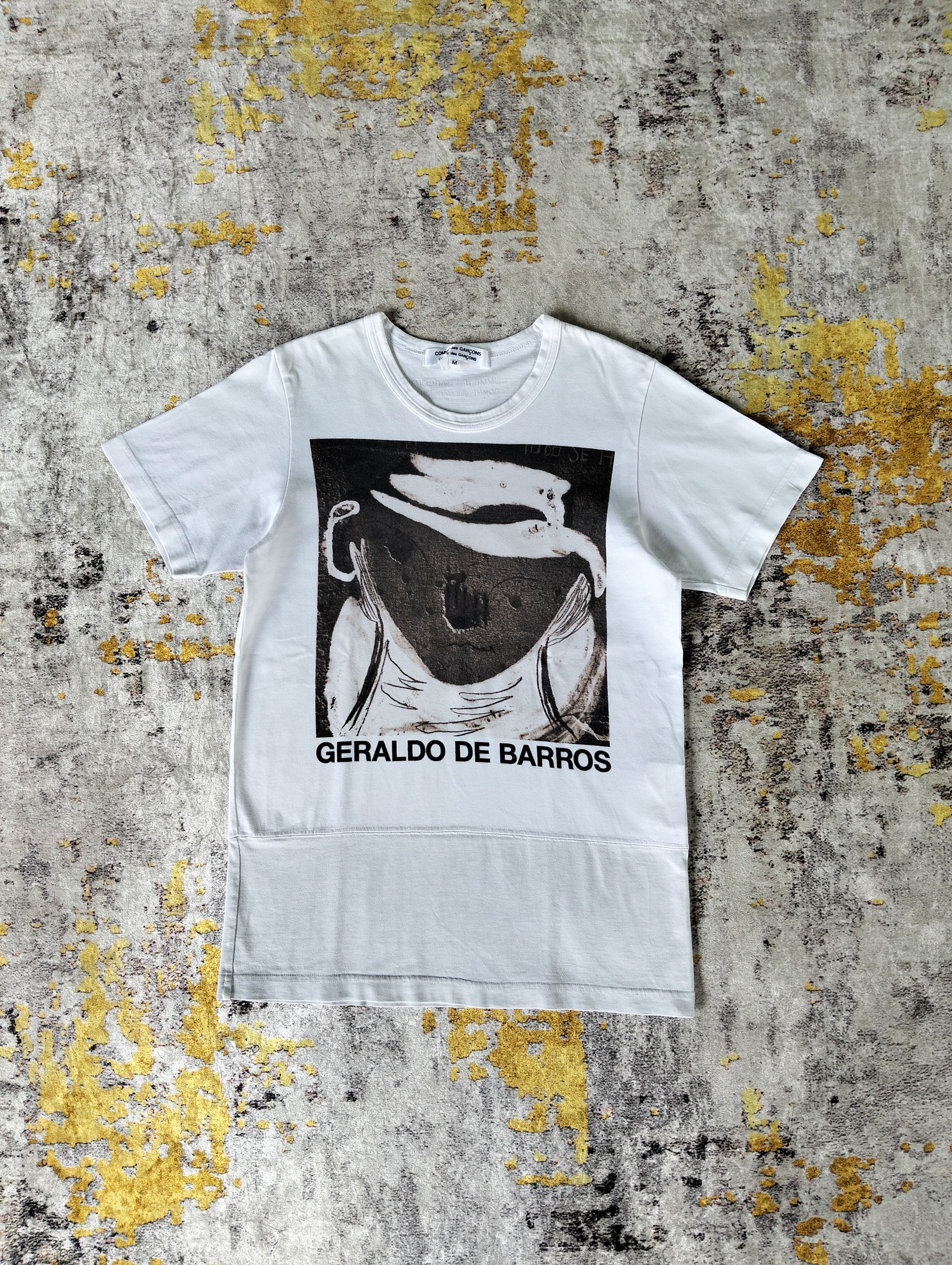 Comme des Garcons Geraldo De Barros Comme des Garcons Tee Shirt Size US S / EU 44-46 / 1 - 1 Thumbnail