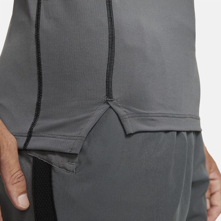 Nike NIKE Men's Pro Dri-FIT Slim Fit Sleeveless Top in Iron Grey Size US M / EU 48-50 / 2 - 6 Thumbnail