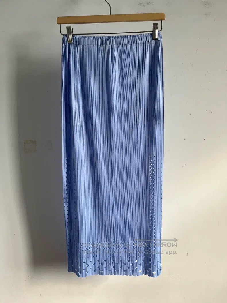 Issey Miyake Issey Miyake size:3 Blue Ruffled Midi Skirt Size 22" - 2 Thumbnail