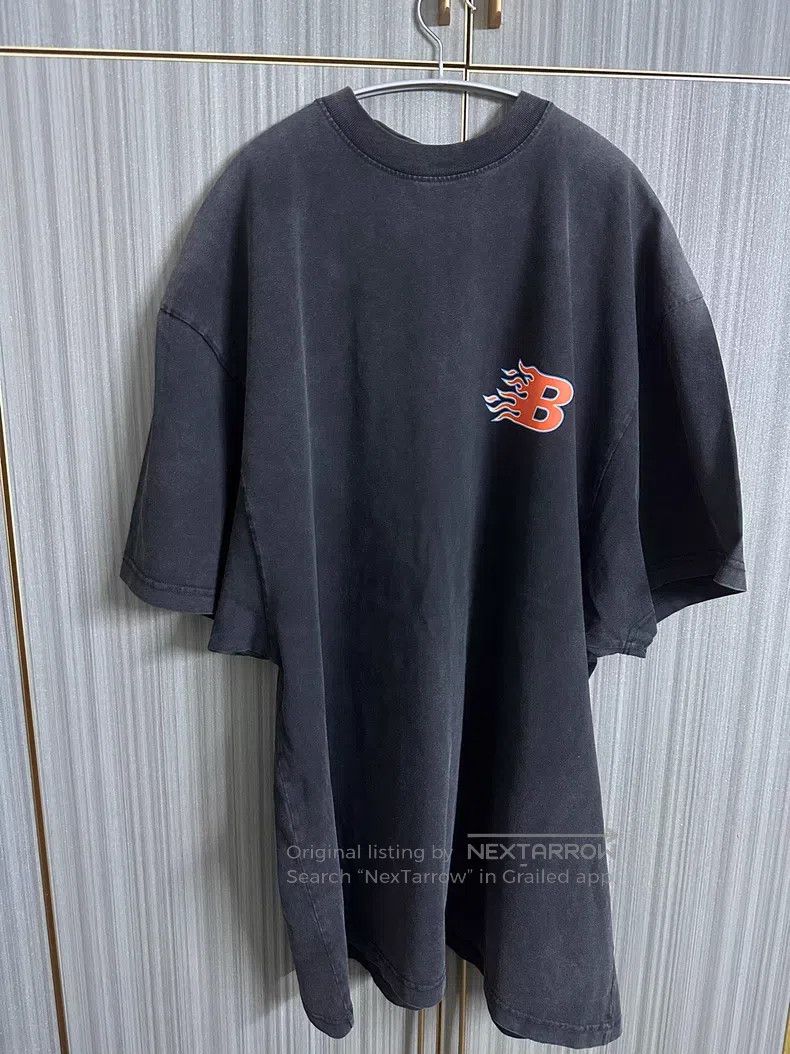 Balenciaga Balenciaga Double B Flame Short Sleeve Size US XS / EU 42 / 0 - 1 Thumbnail