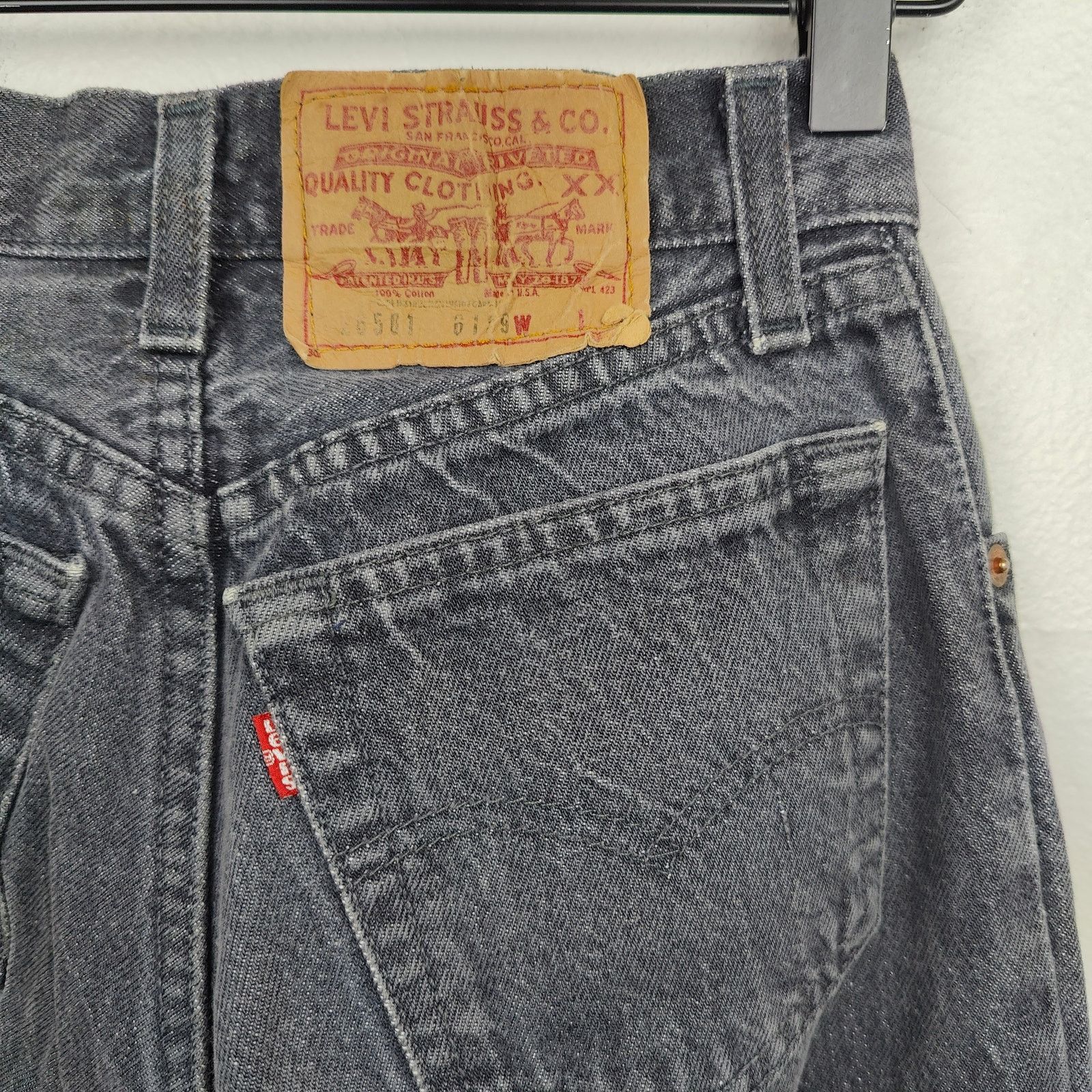 Levi's Vintage Levi's 501 Jeans Womens 24 Button Fly Tapered Size 24" / US 00 / IT 34 - 6 Thumbnail