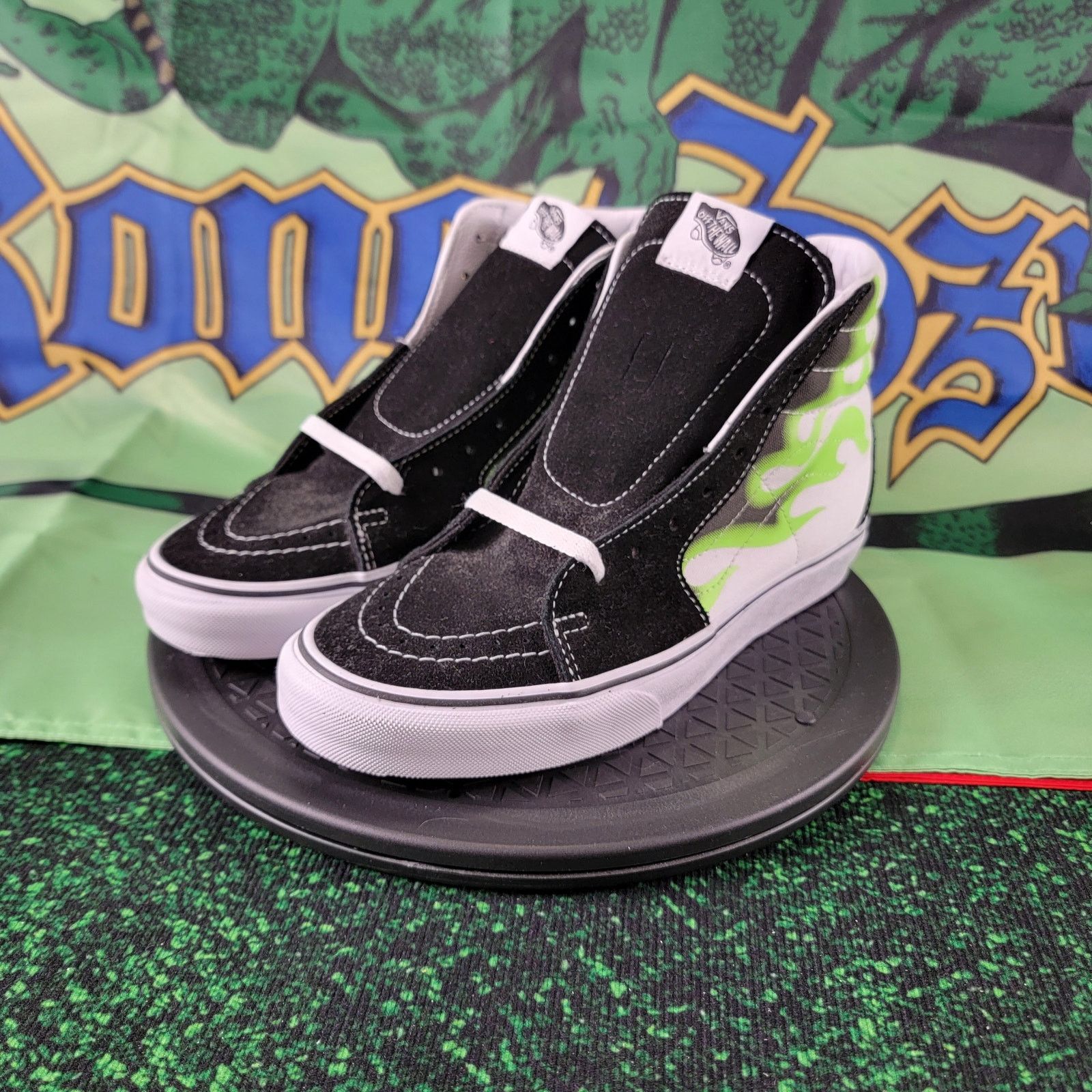 Vans Vans Sk8-Hi 'Flame Black White' Sz 8M 9.5W VN0A4U3CXEY NWOB Size US 8 / EU 41 - 1 Thumbnail
