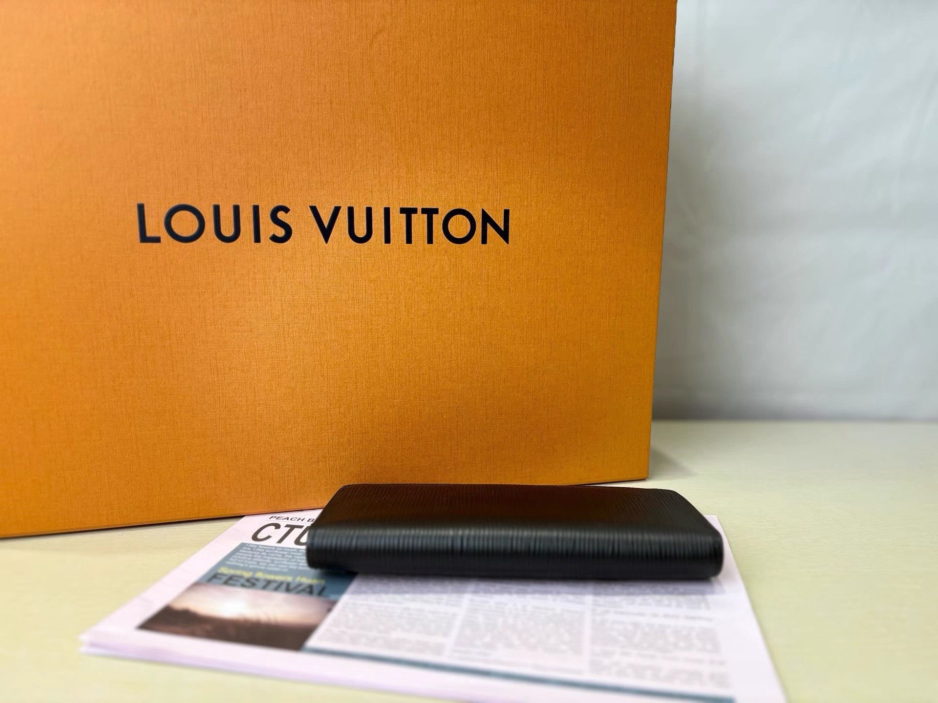 Louis Vuitton Louis Vuitton Black Epi Leather Bi-fold Long Coin Wallet K36 Size ONE SIZE - 4 Thumbnail