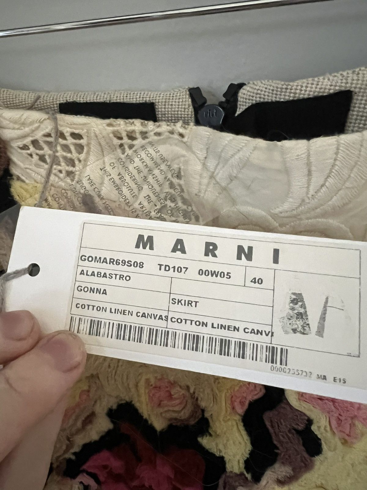 Marni Marni Runway Exclusive Embroidered Skirt NWT Size 30" / US 8 / IT 44 - 4 Thumbnail