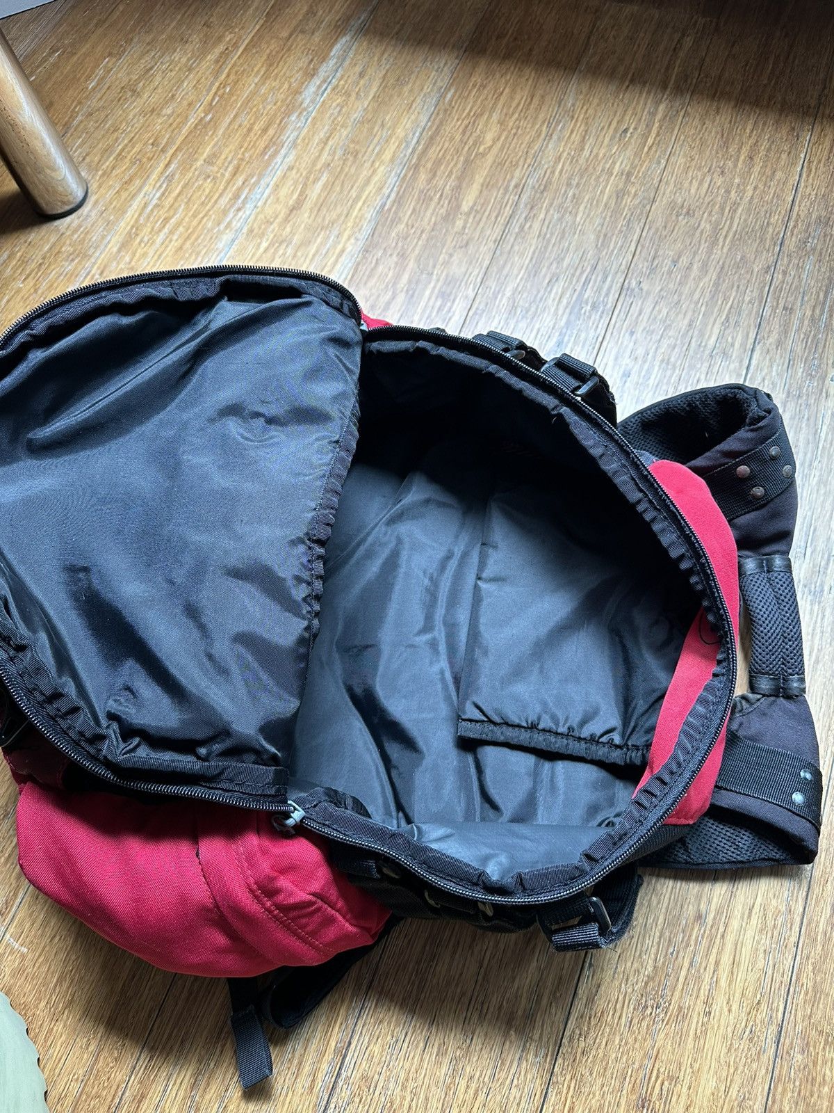 Oakley Oakley Vintage Backpack sac à dos gorpcore techwear hiking Size ONE SIZE - 14 Thumbnail