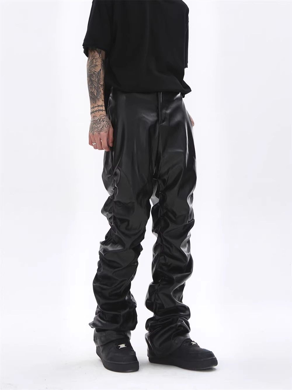Japanese Brand Punk niche design hip-hop loose casual leather pants Size US 32 / EU 48 - 3 Thumbnail
