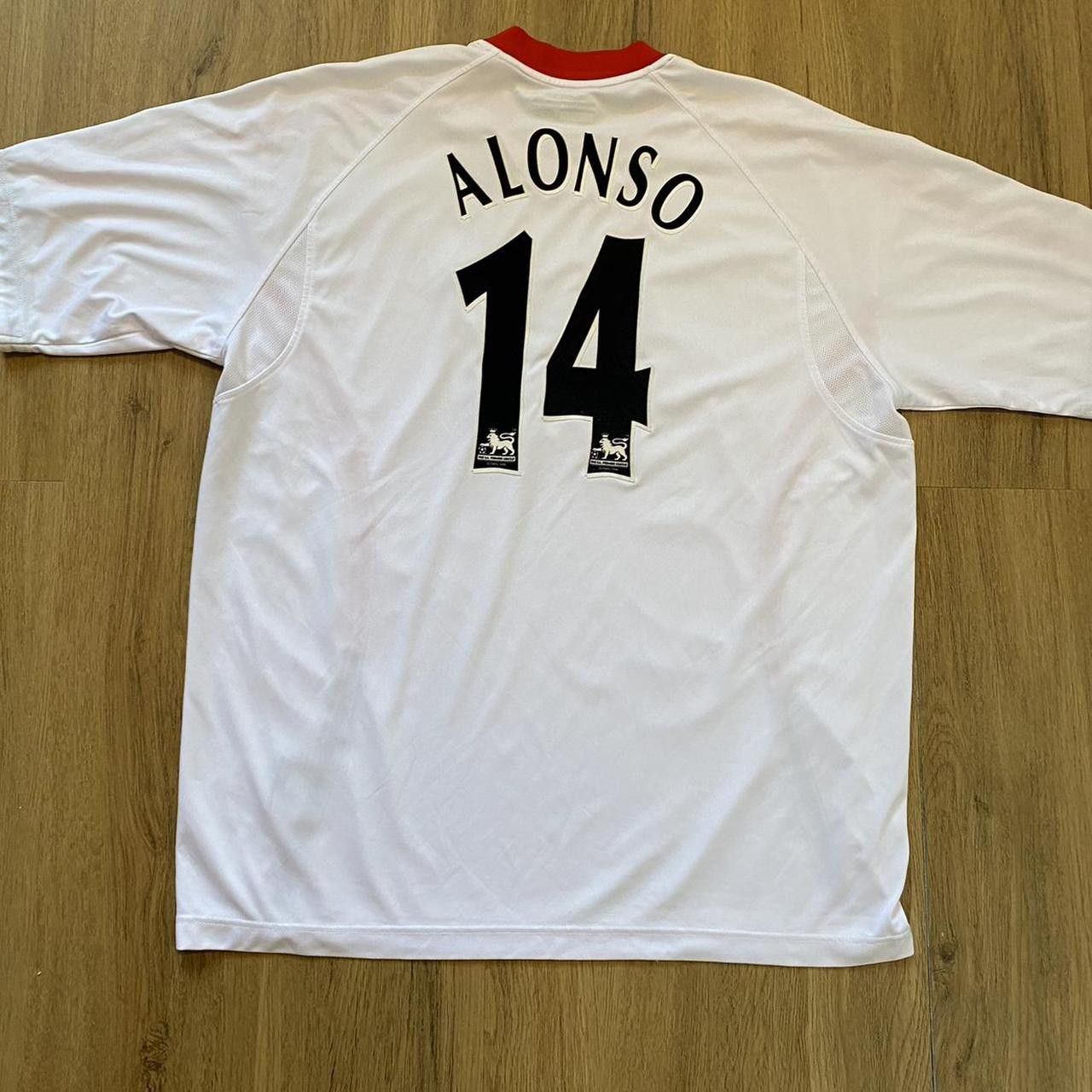 Reebok 2005-06 *14 Alonso Liverpool Away Reebok Premier League Size US XL / EU 56 / 4 - 1 Thumbnail
