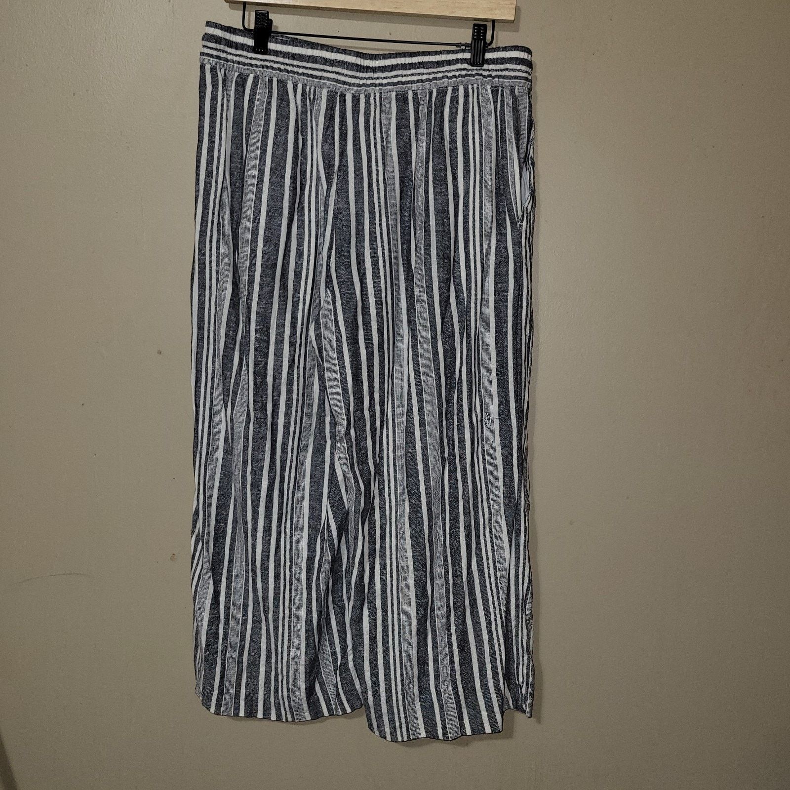 Banana Republic Banana Republic Blue White Medium Petite Wide Leg Crop Linen Size 30" / US 8 / IT 44 - 7 Thumbnail