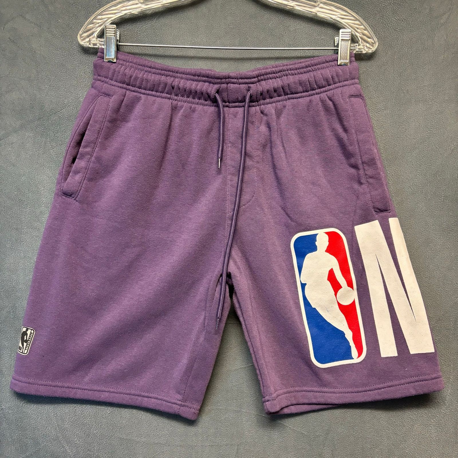 NBA NBA Sweat Shorts Mens Medium Big Graphic Print Logo Sports Size US 29 - 1 Thumbnail