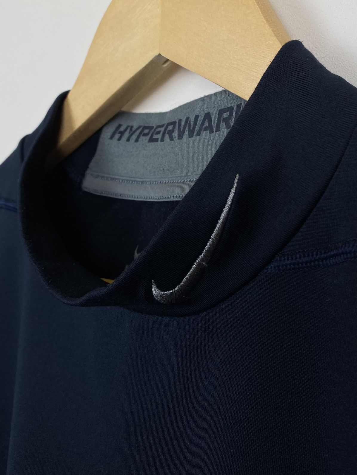 Nike Nike Pro Combat Hyperwarm Compression Rash Guard Shirt Top Size US M / EU 48-50 / 2 - 3 Thumbnail
