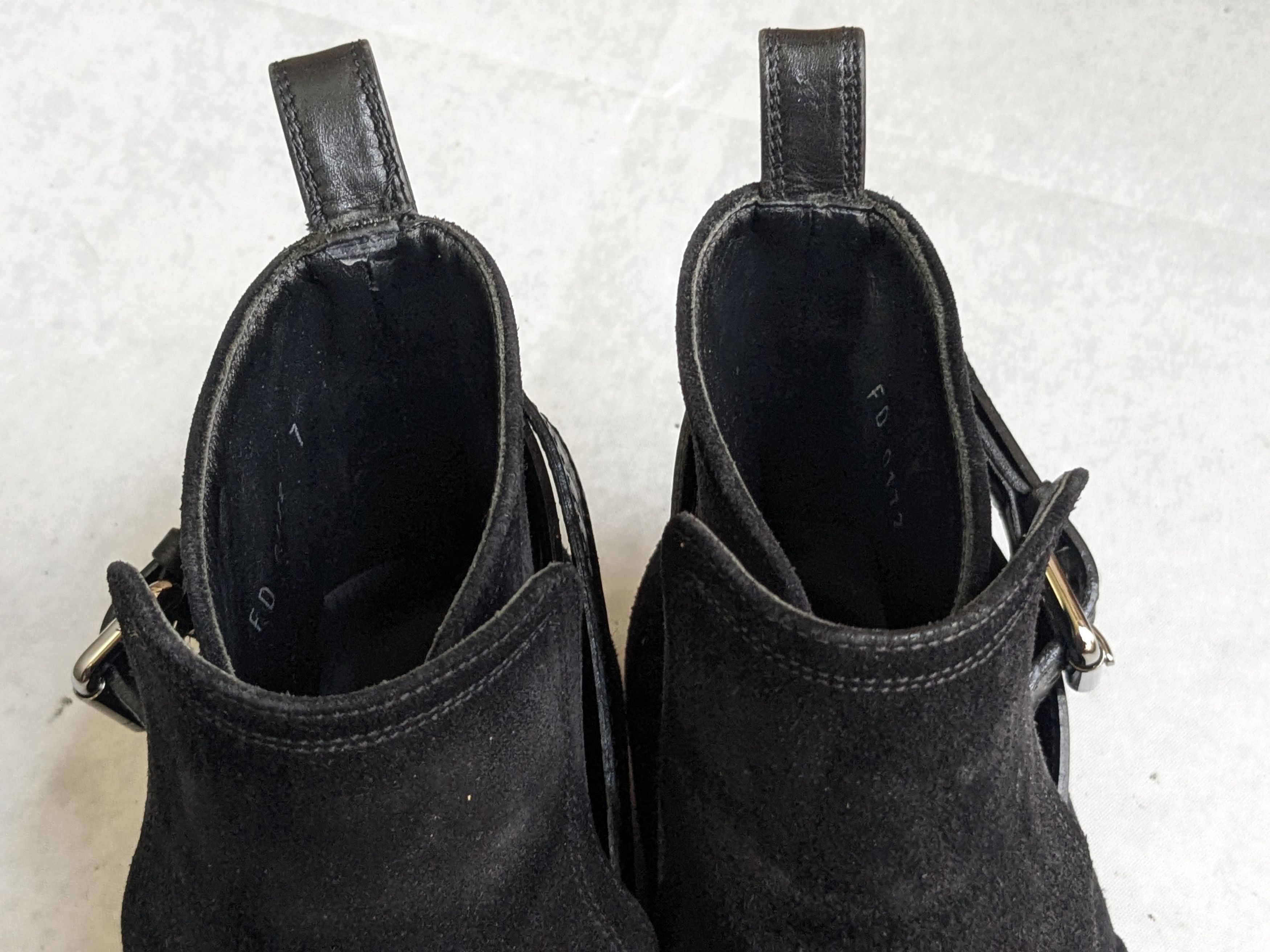 Louis Vuitton Louis Vuitton Jodhpur Boots Black Leather 8 Suede Buckle Size US 8 / EU 41 - 2 Thumbnail