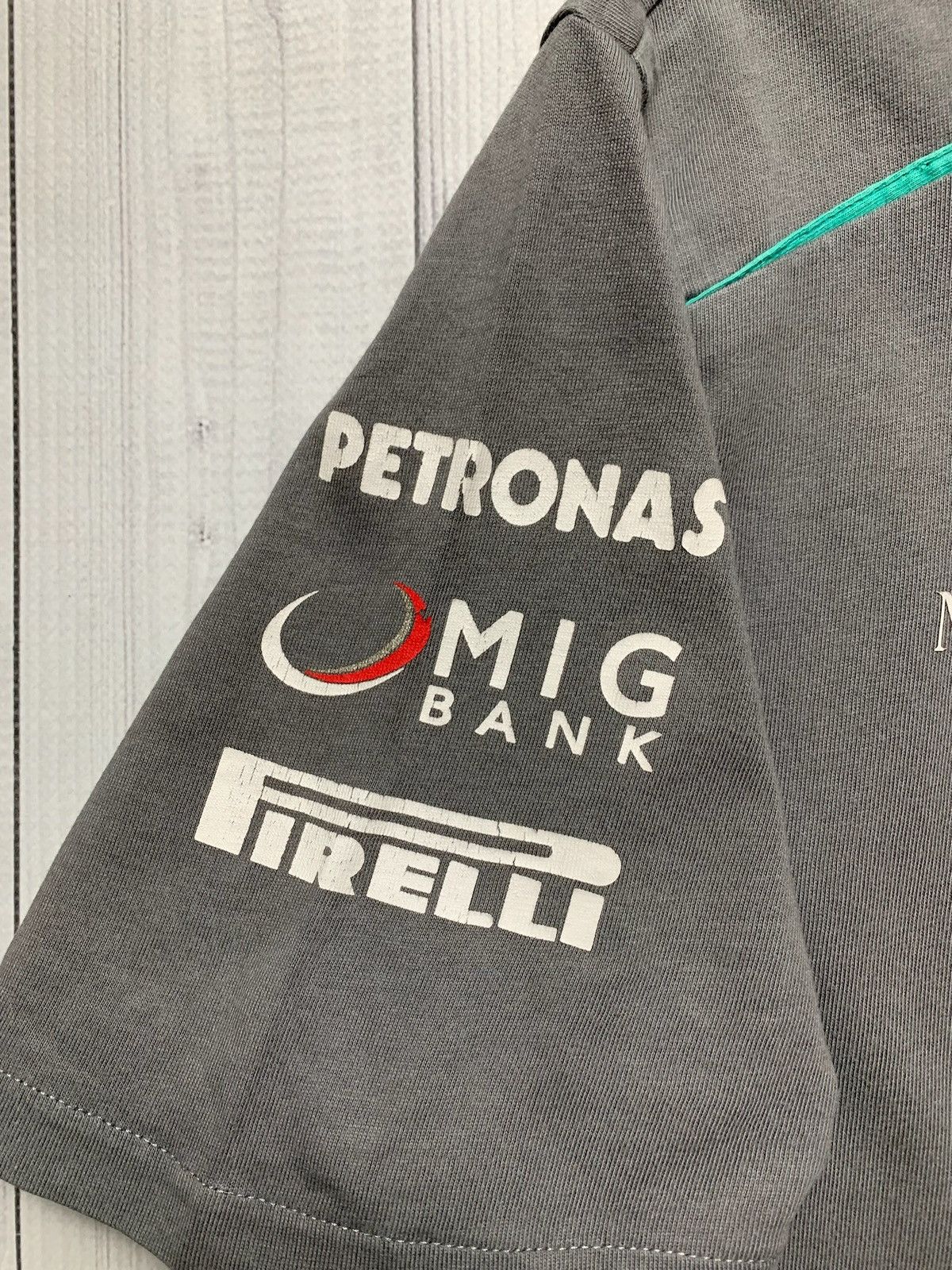 Mercedes-Benz × Vintage Vintage puma Mercedes Benz racing Petronas size L Size US L / EU 52-54 / 3 - 5 Thumbnail