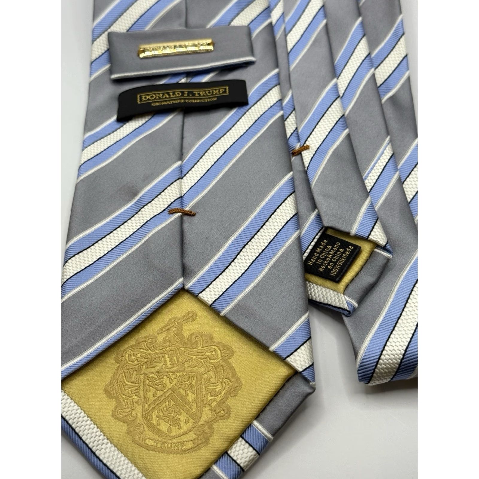 Vintage President Donald J Trump Signature Collection Tie Men Blue Gray White Stripes Size ONE SIZE - 3 Thumbnail