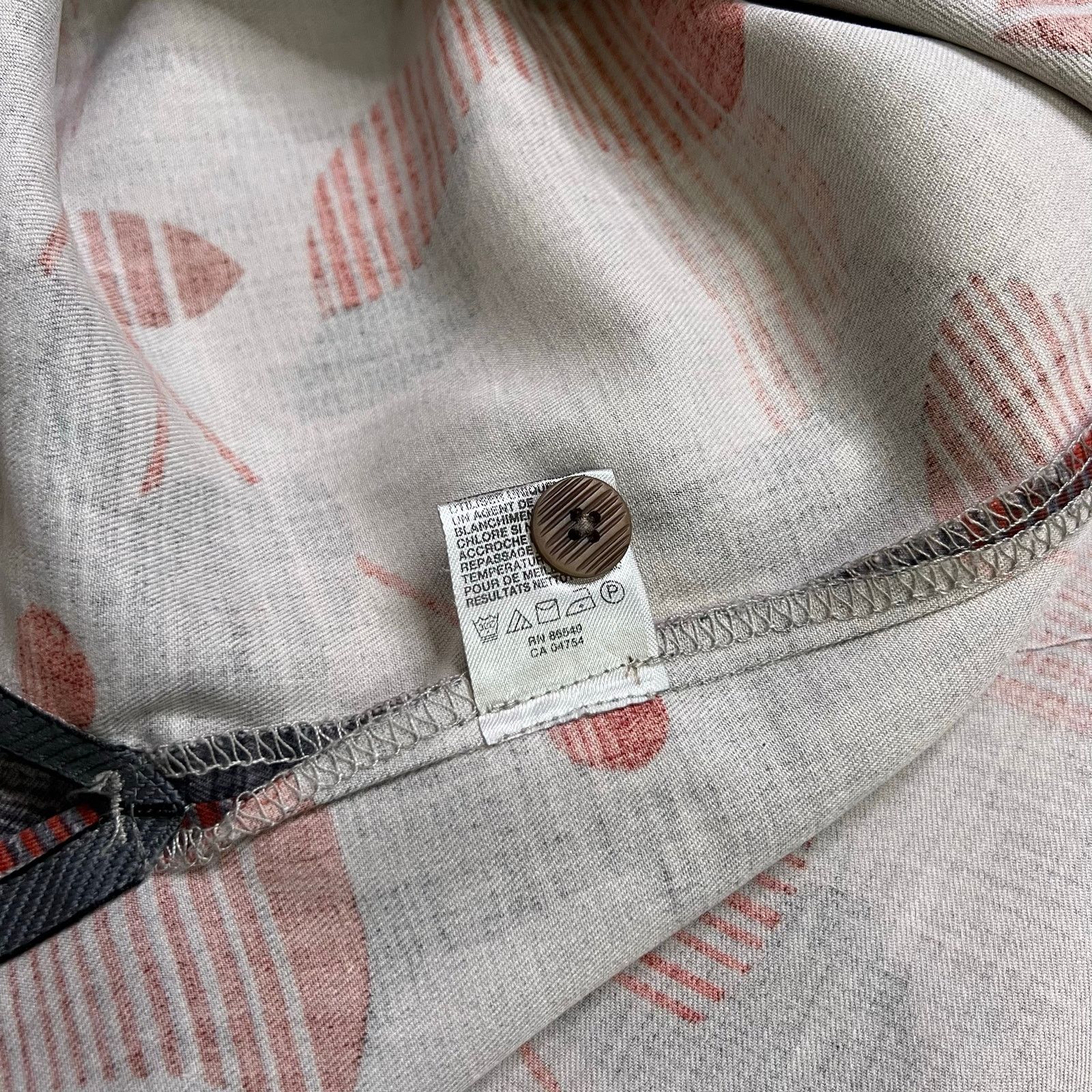 Tommy Bahama Tommy Bahama Silk Shirt Mens Medium Gray Abstract Hawaiian Size US XXL / EU 58 / 5 - 7 Thumbnail