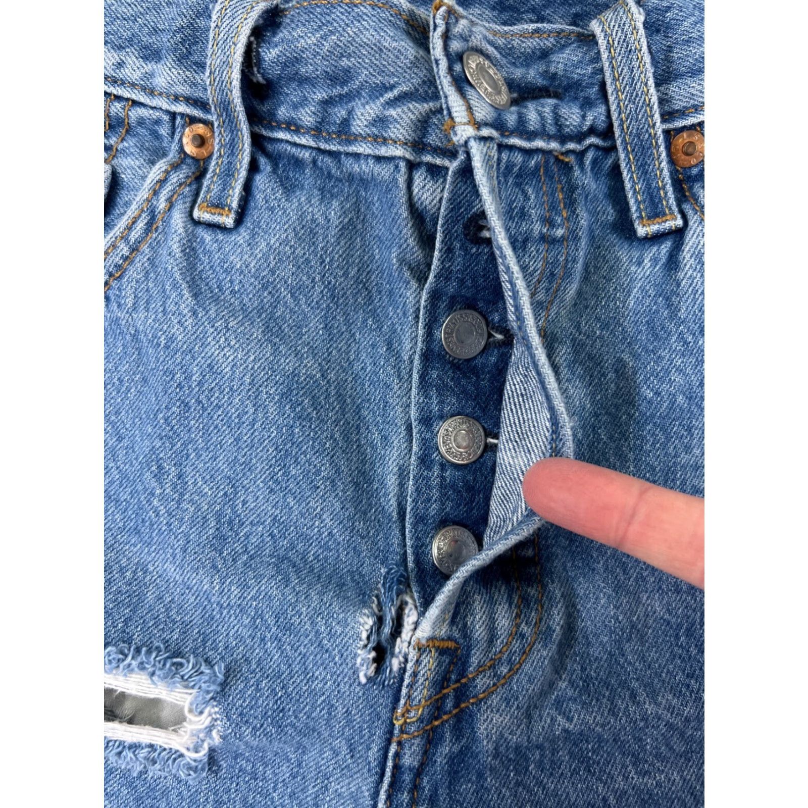 Levi's Levi's Shorts Womens 25 Blue Denim Cut-Off 501 Button Fly 25x2 Vintage No 25 Mid Rise Casual Beach Summer Womens Denim Short Jeans Size 42" / US 20 - 6 Thumbnail