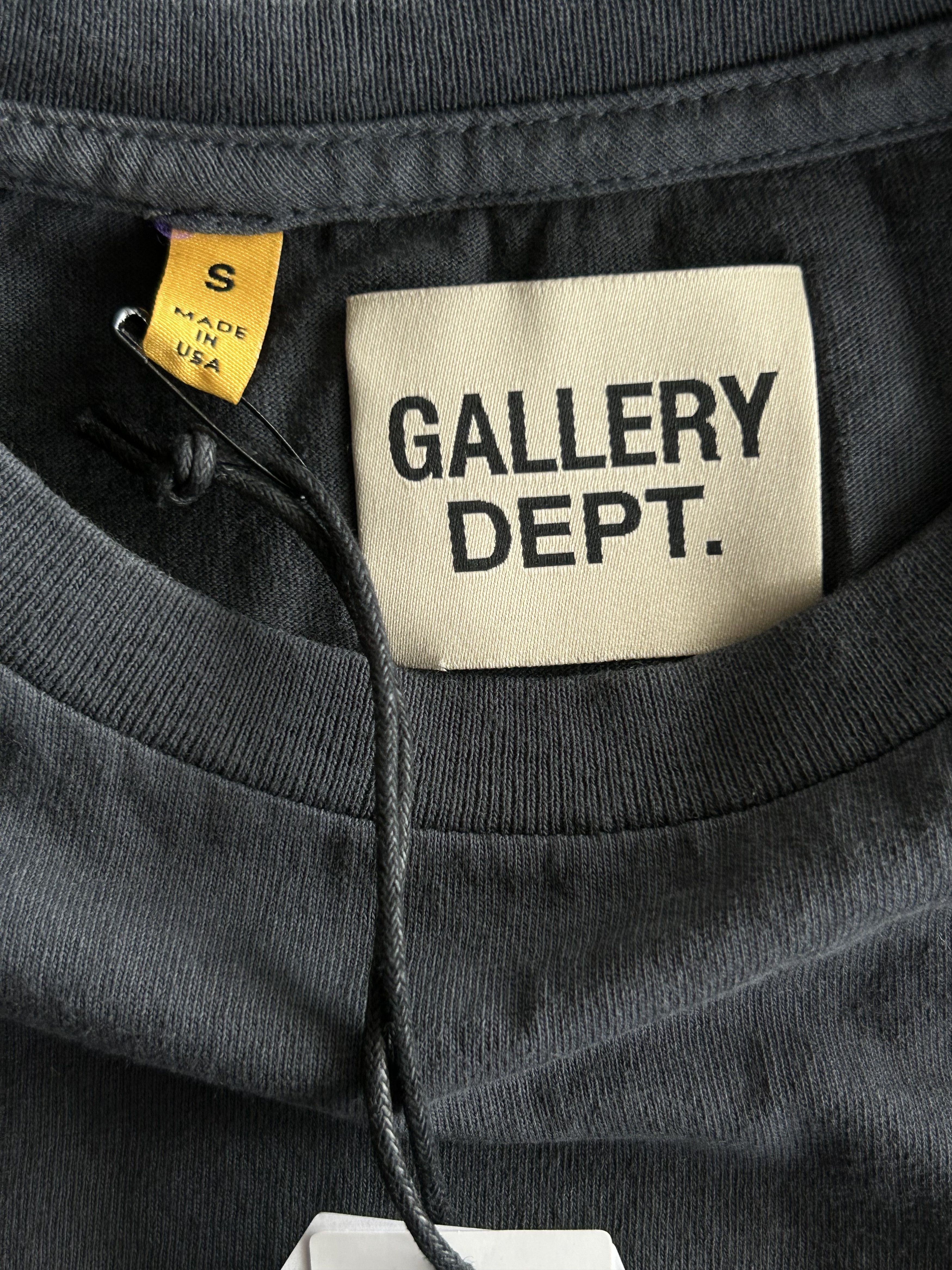 Gallery Dept. Gallery Dept Faded Black & Yellow Coach Logo T-Shirt Size US S / EU 44-46 / 1 - 3 Thumbnail