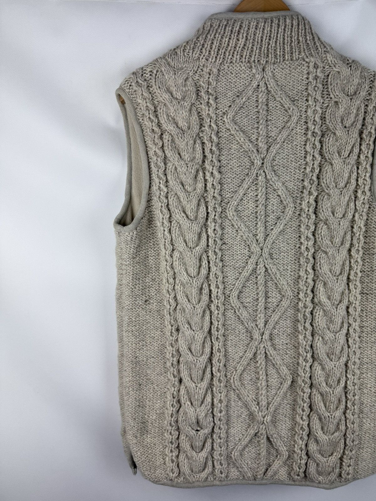 Handmade Pachamama Men’s Wool Cable Knit Handmade Vest Waistcoat Size US M / EU 48-50 / 2 - 10 Thumbnail